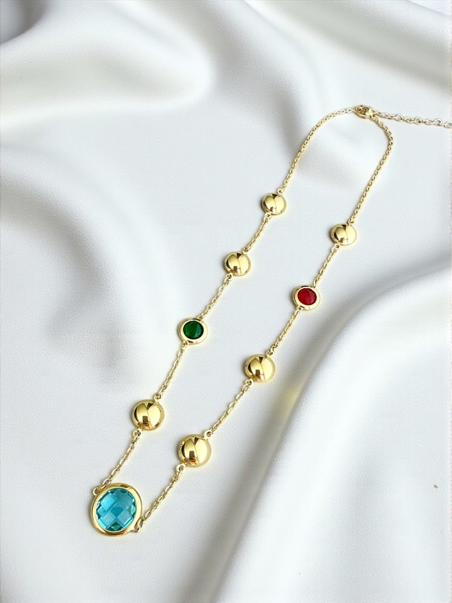 Glimmer short chain necklace