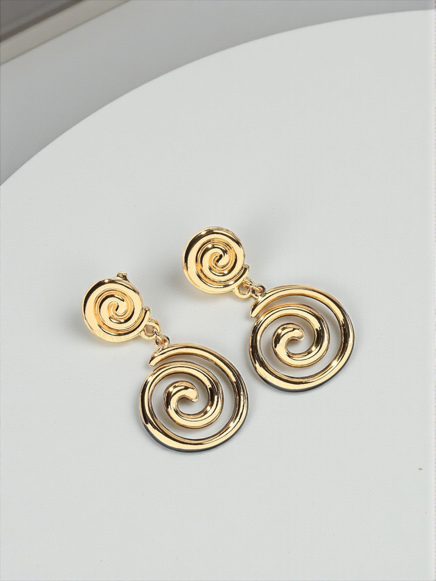 Sara earring