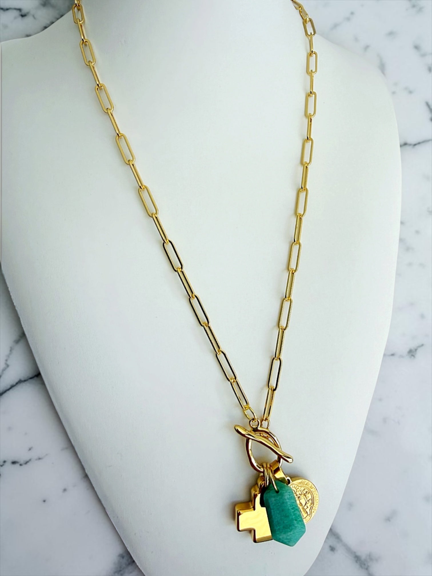 Santisima chain necklace