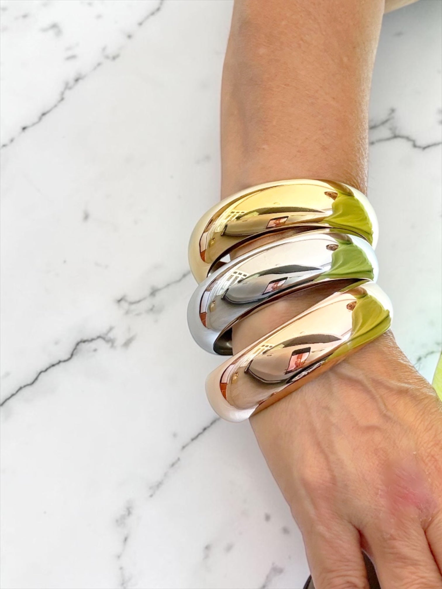 Large 3 tones bangles set