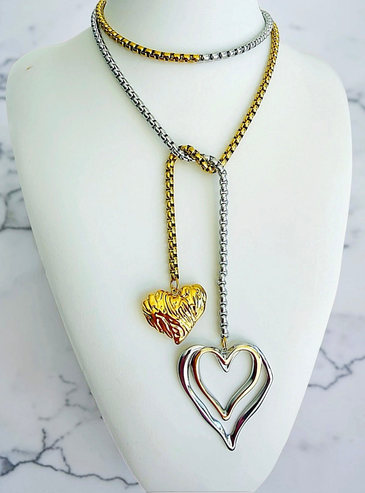 Pre-Venta Yira heart lariat necklace