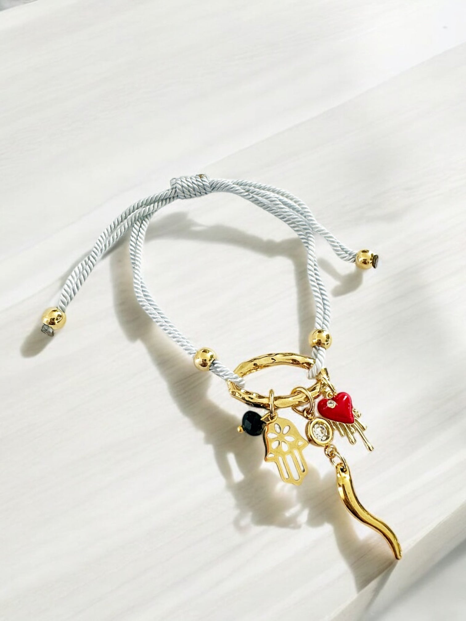 Amuleto horn bracelet