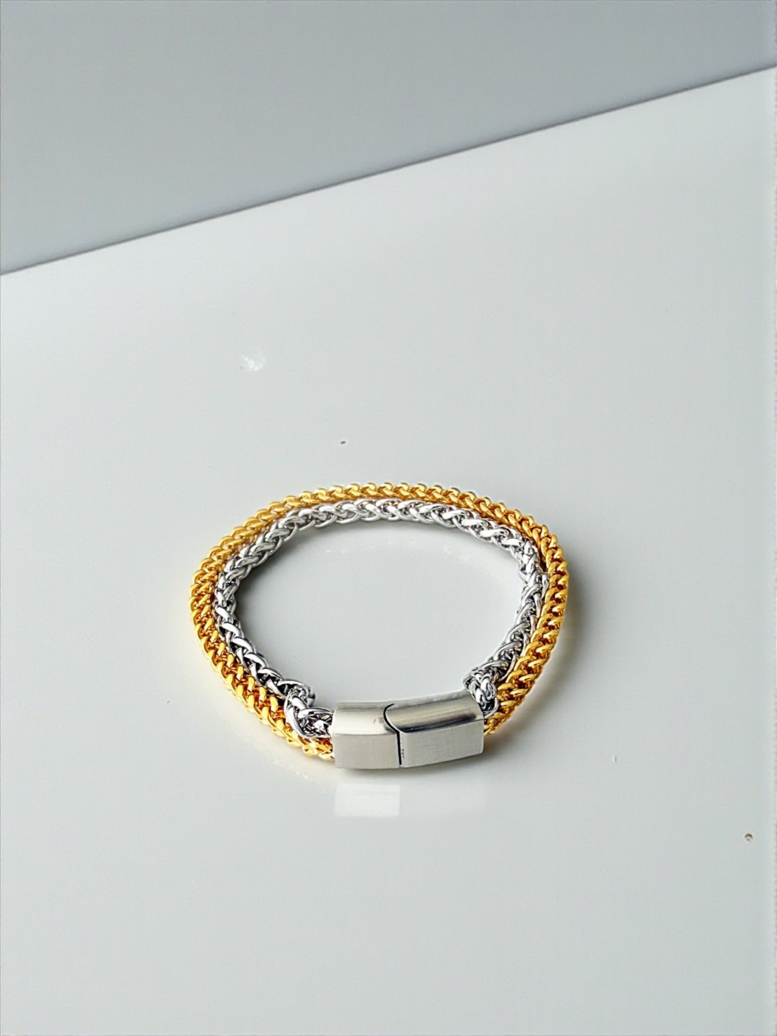 Jonhy men bracelet