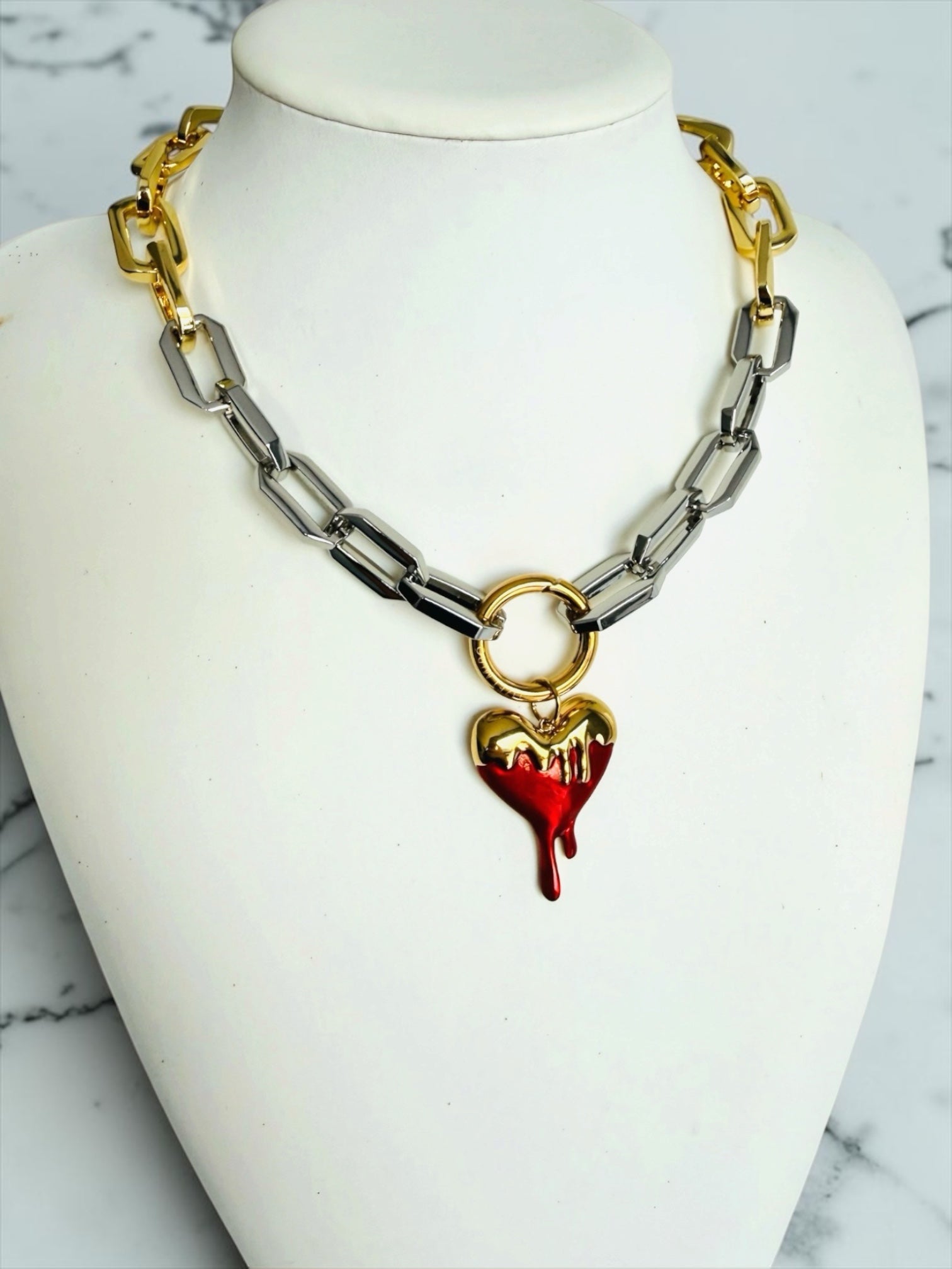 Heart two tones necklace