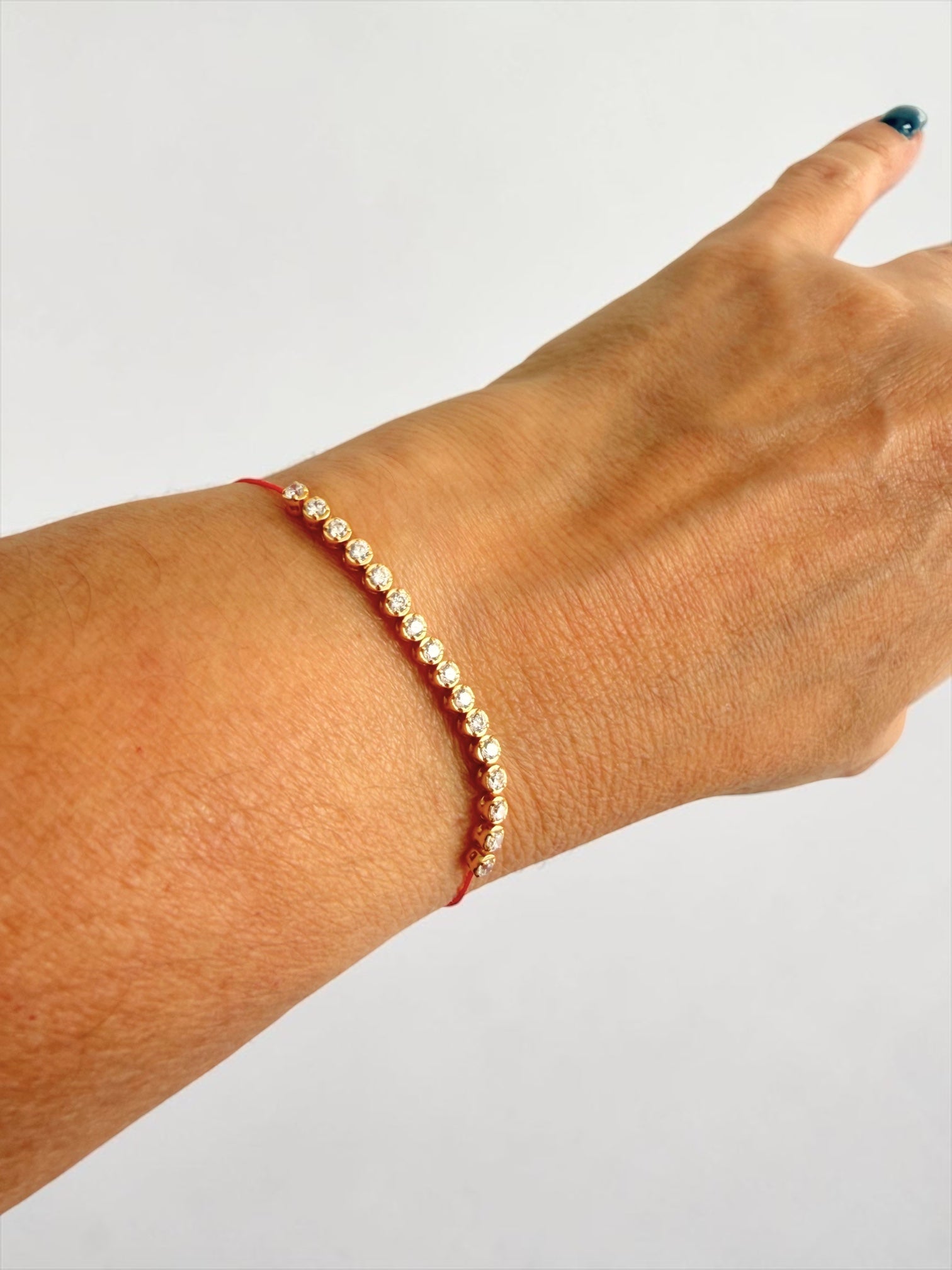 Minimal multi crystals bracelet