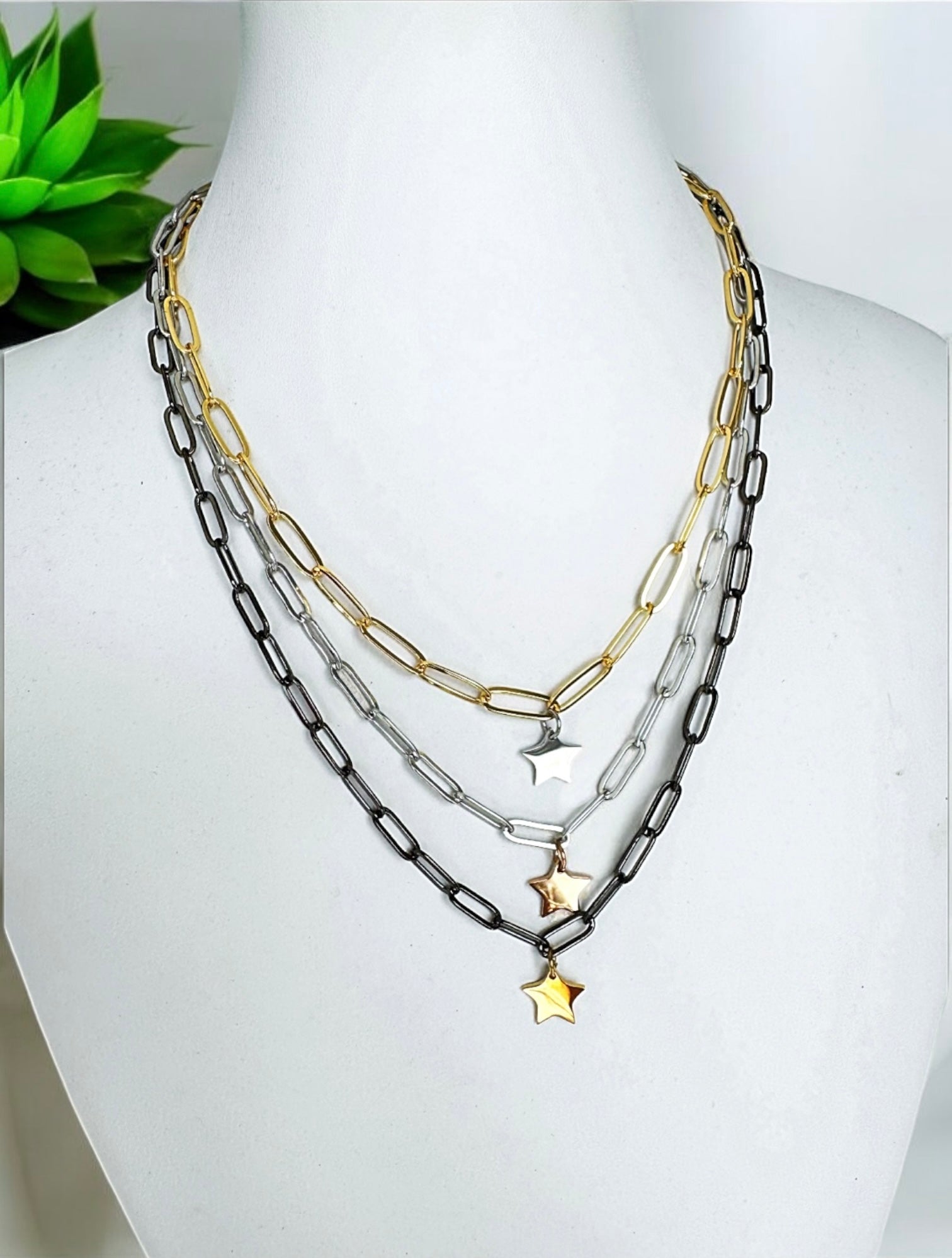Super star layers necklace