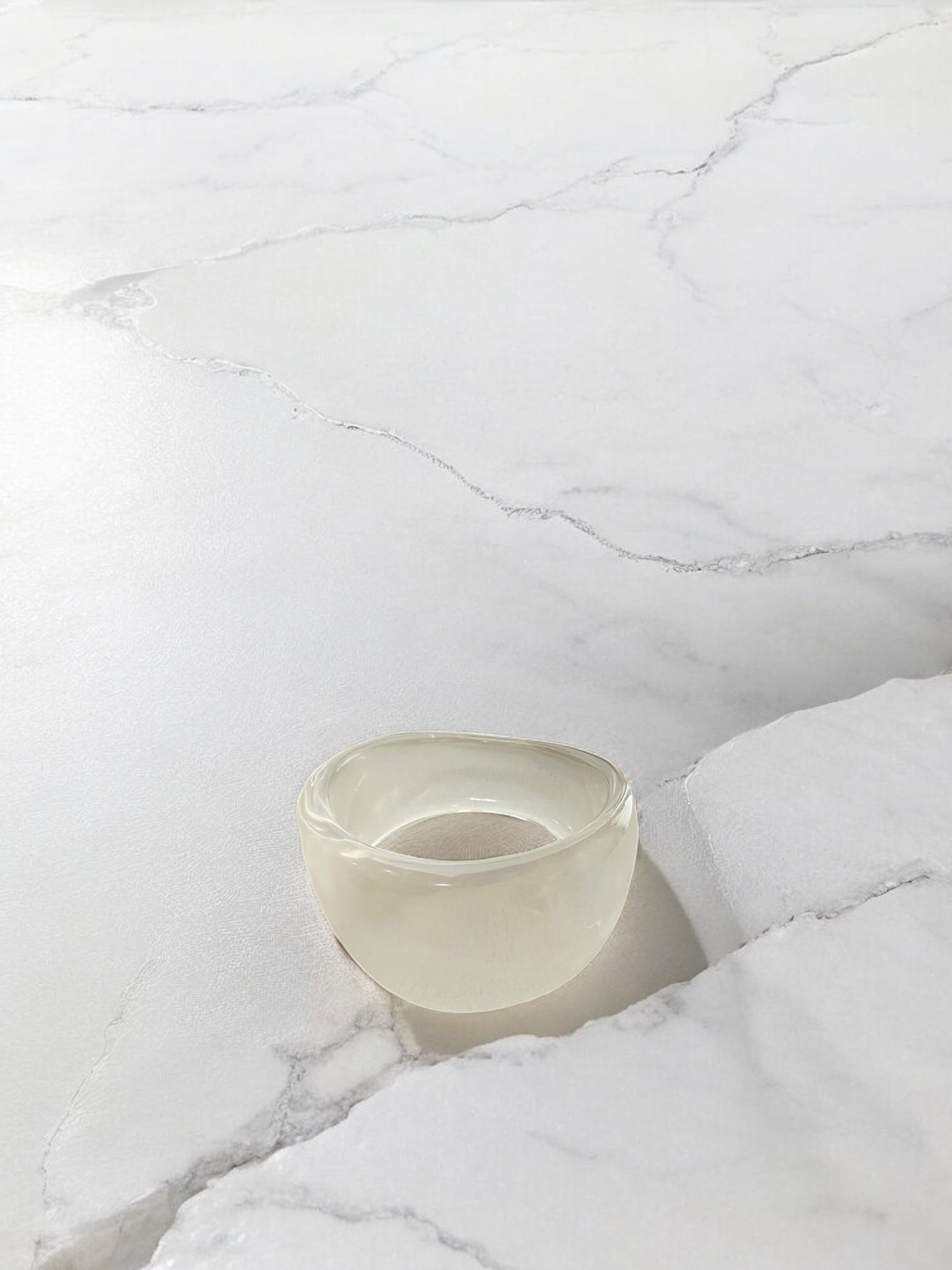 Chic acrylic bangles