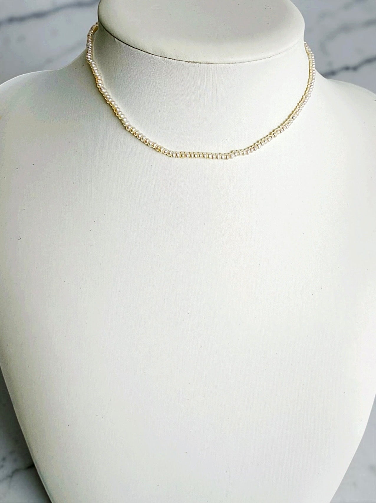 Ann mini pearls choker necklace