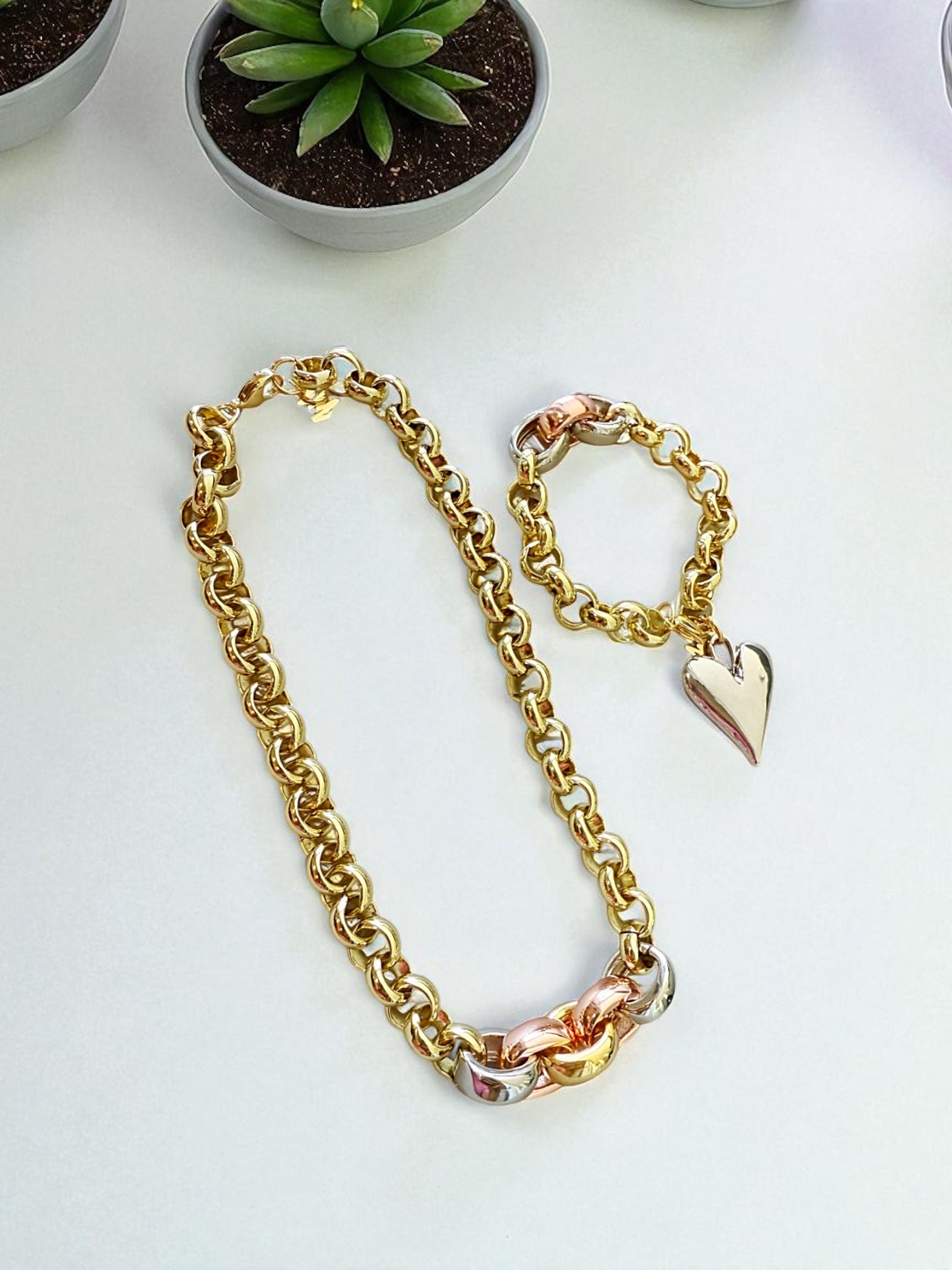 Ageda 3 tones necklace