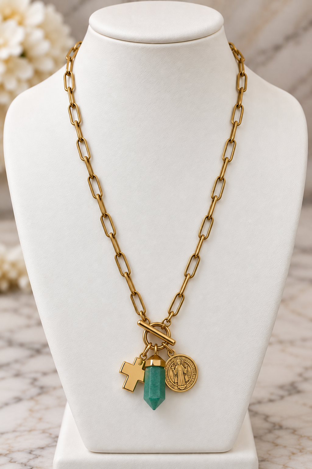 Santisima chain necklace