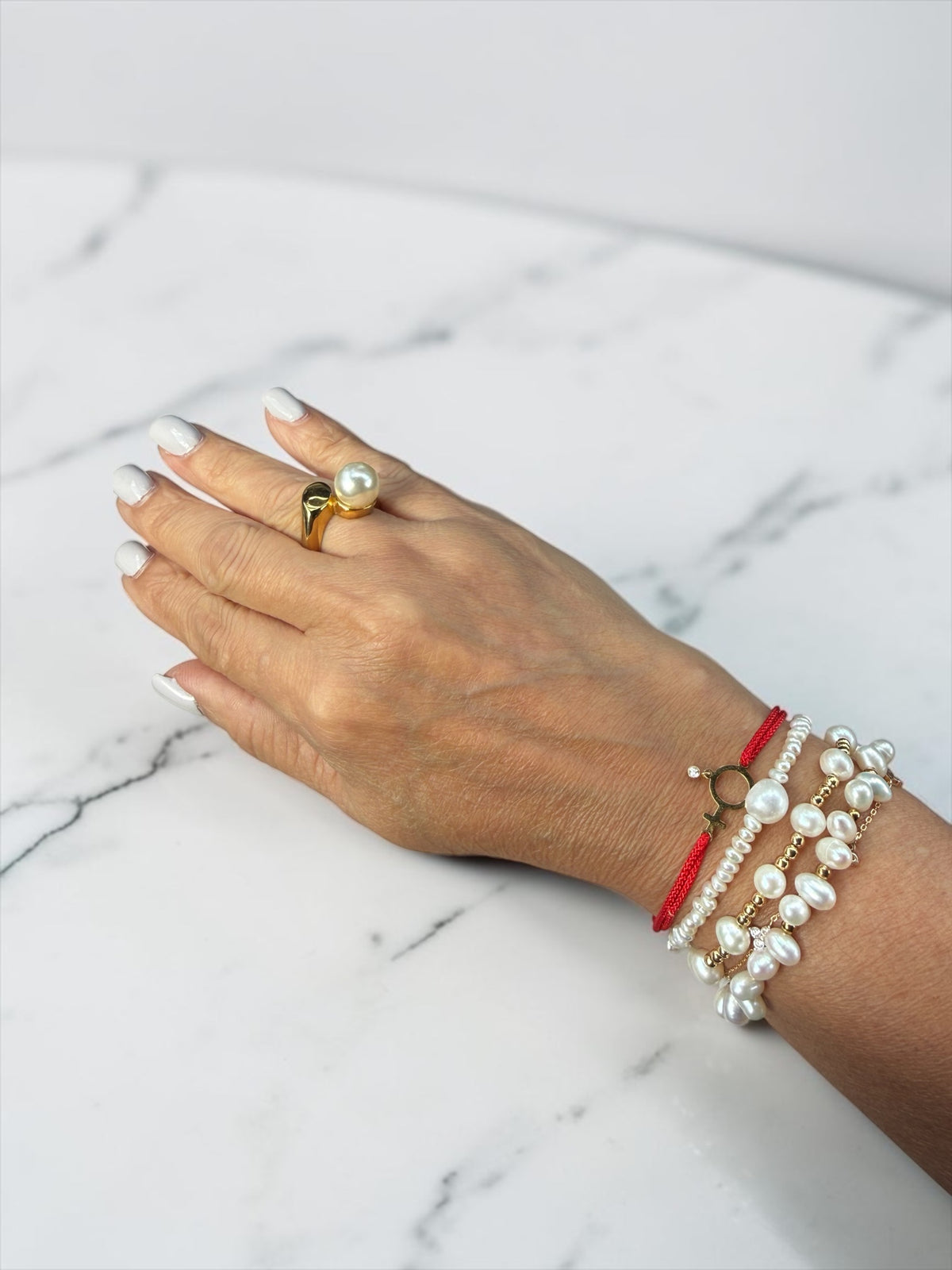 Venus red bracelet