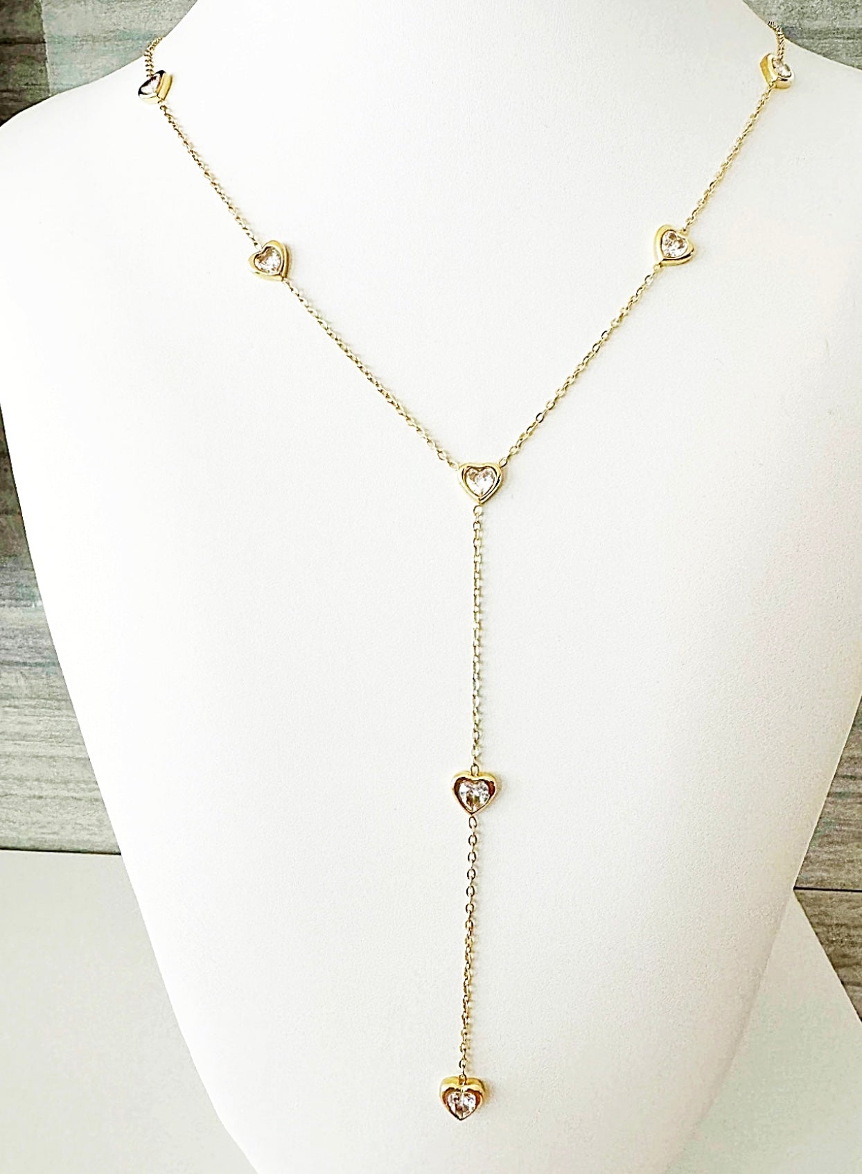 Lariat hearts necklace