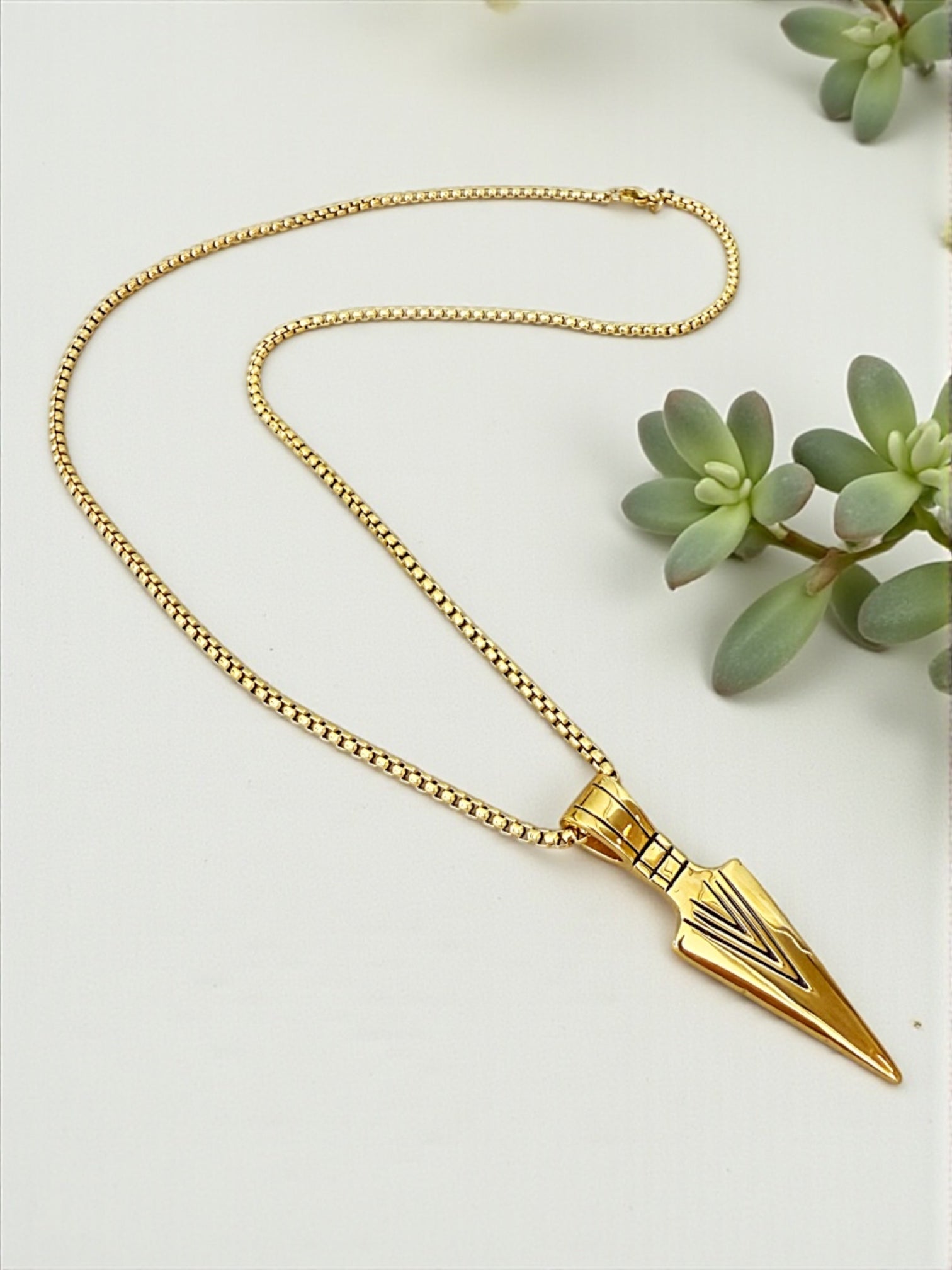 Pendulo chain necklace