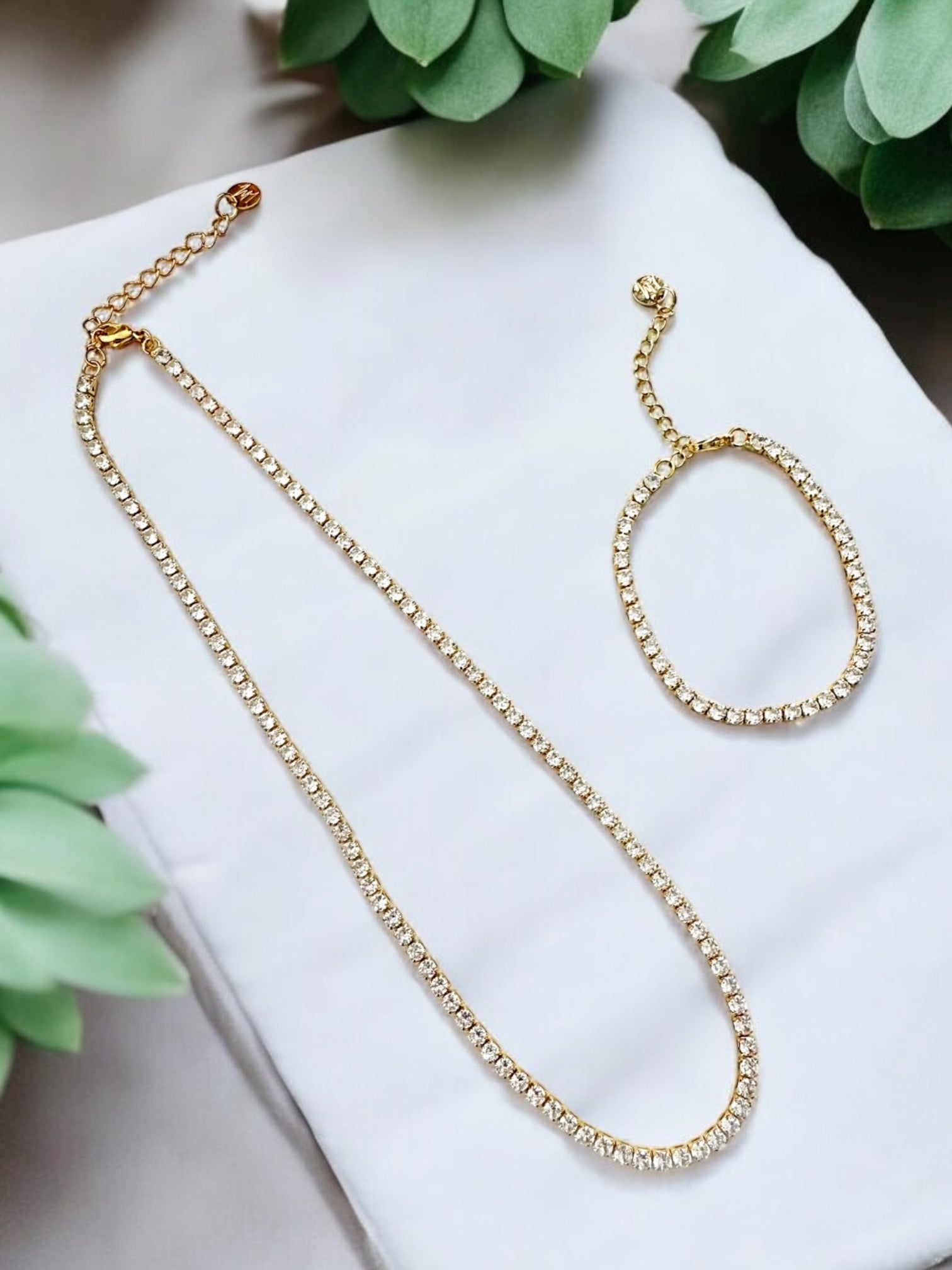 Cristalia tenis choker