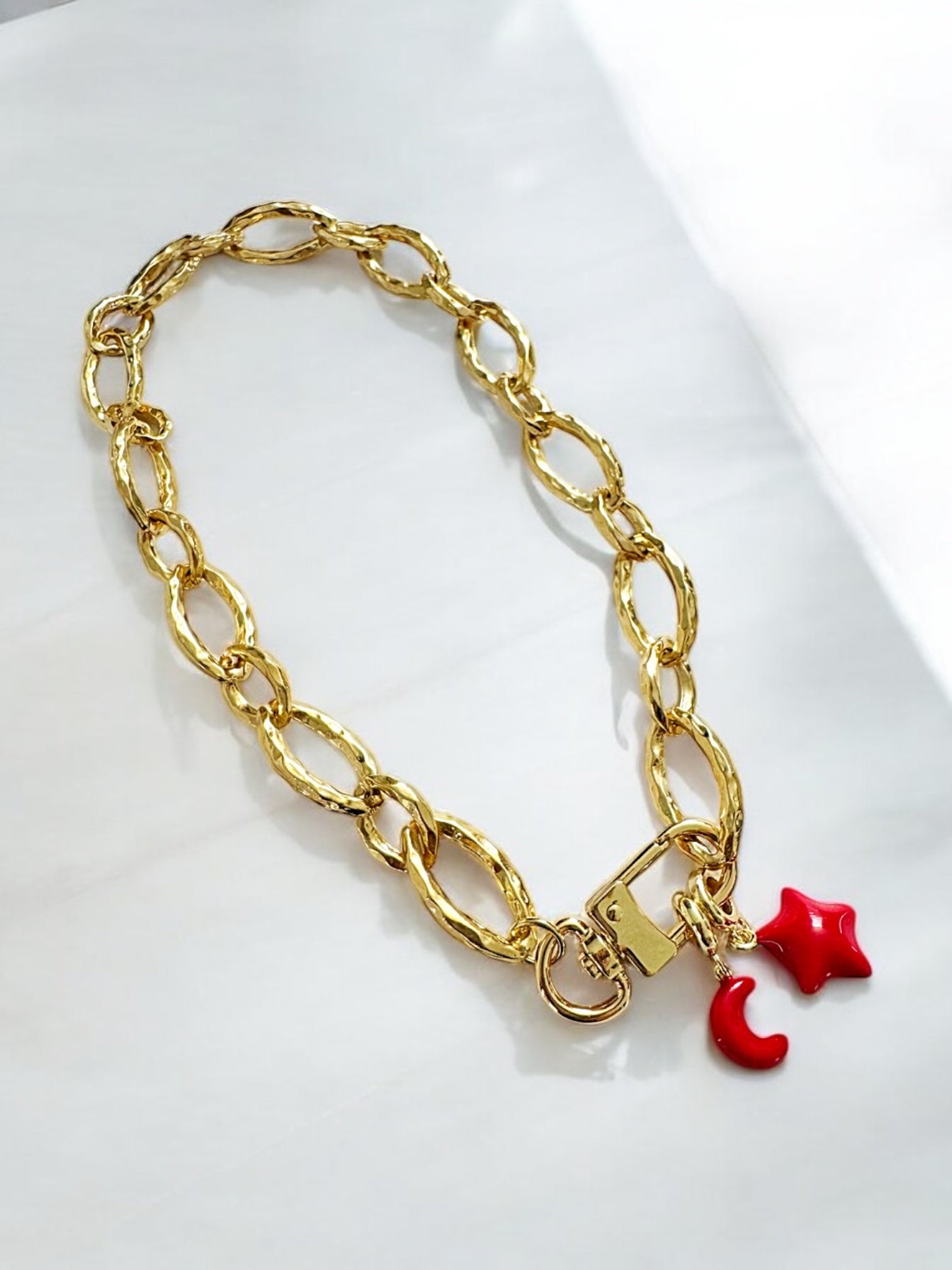 Amare big chain necklace