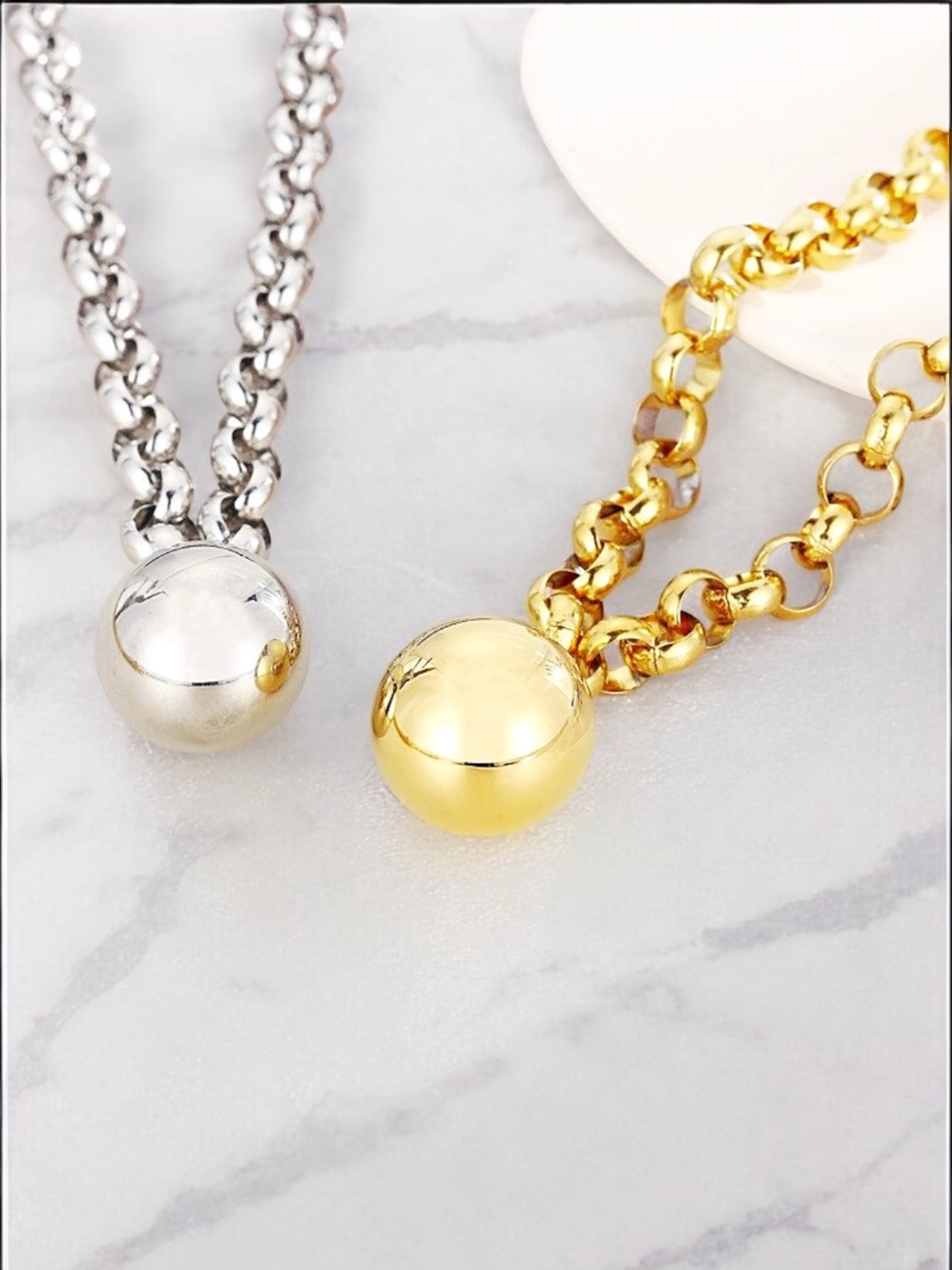 Big ball rolo chain necklace