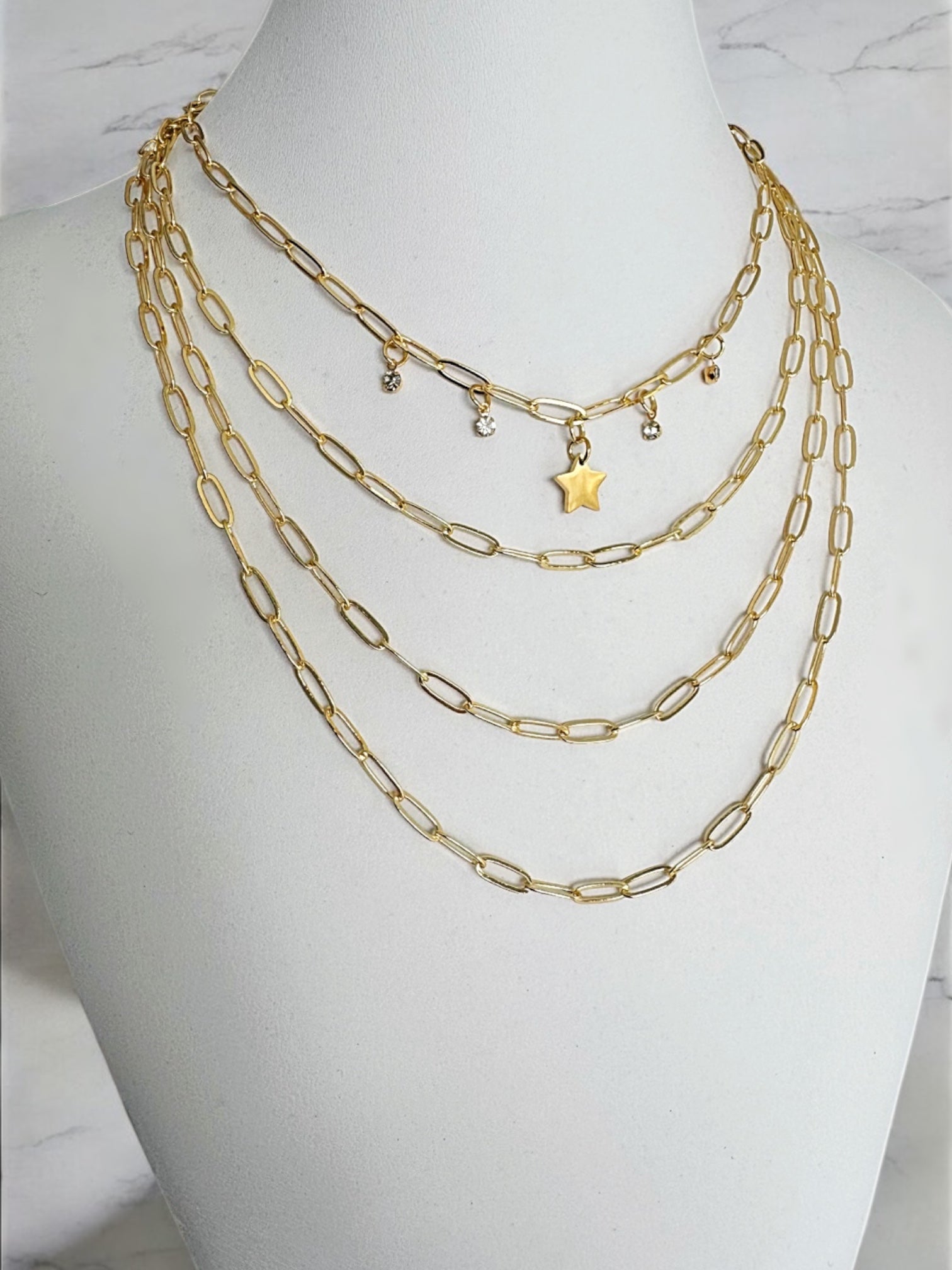 Star layers paper clip necklace