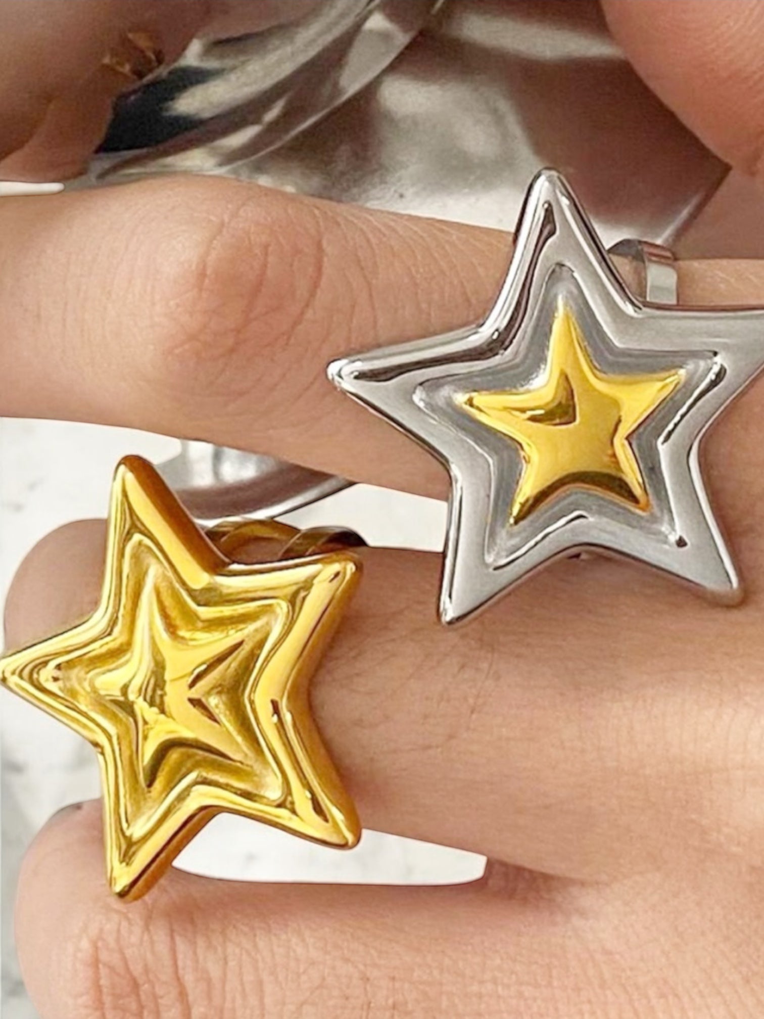 Super star adjustable ring