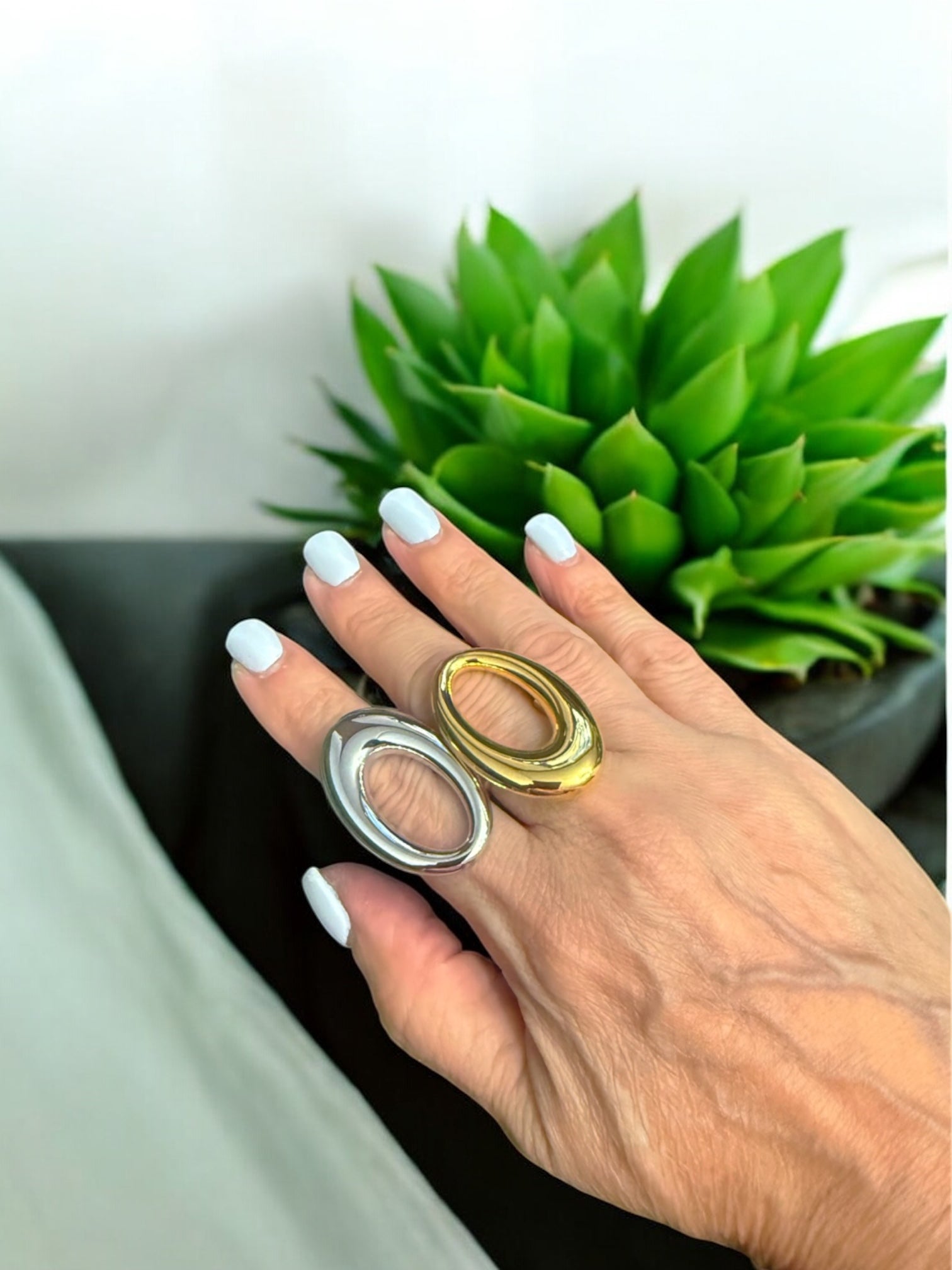 Margarita oval ring