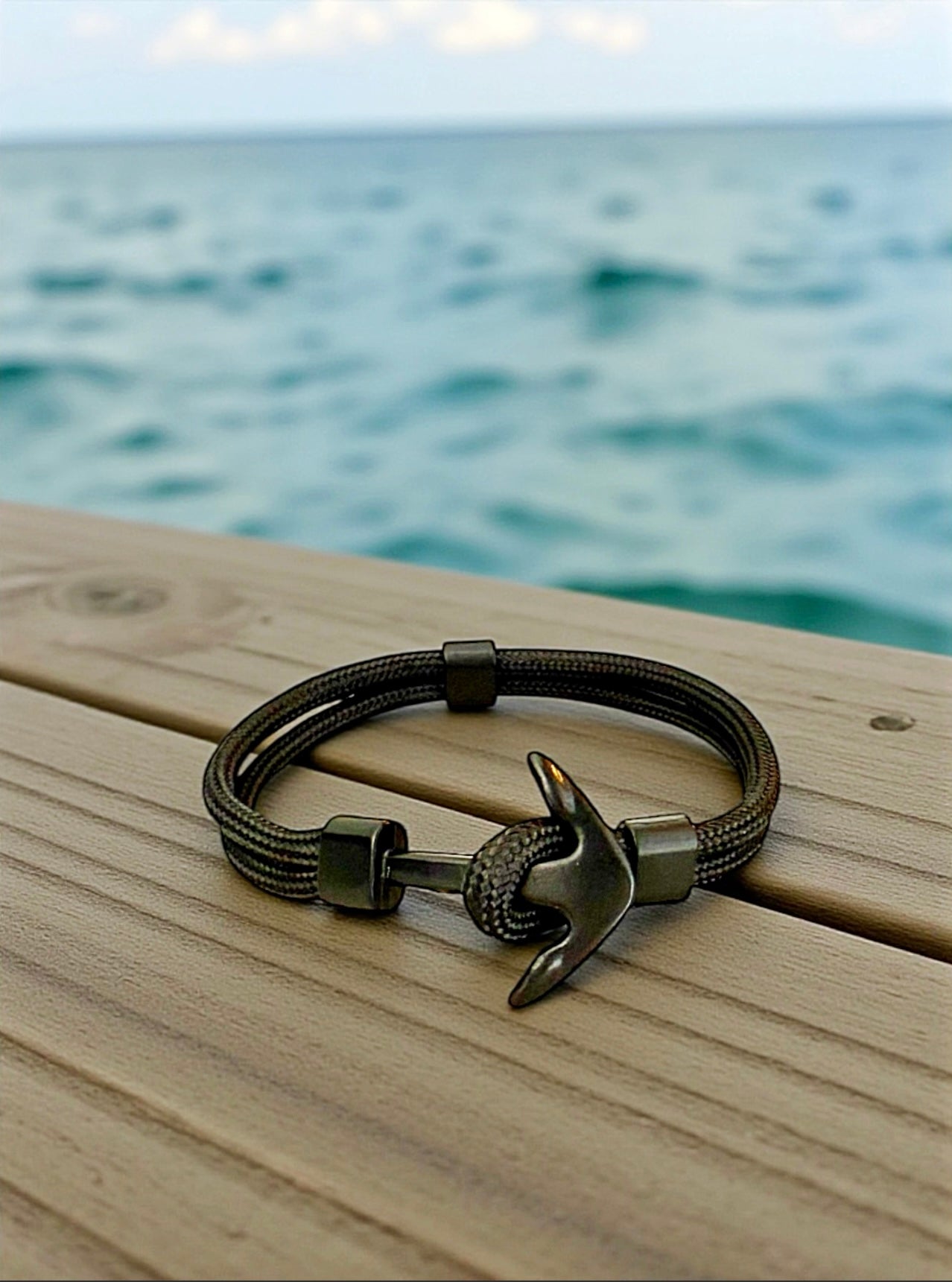 Anchor cord bracelet