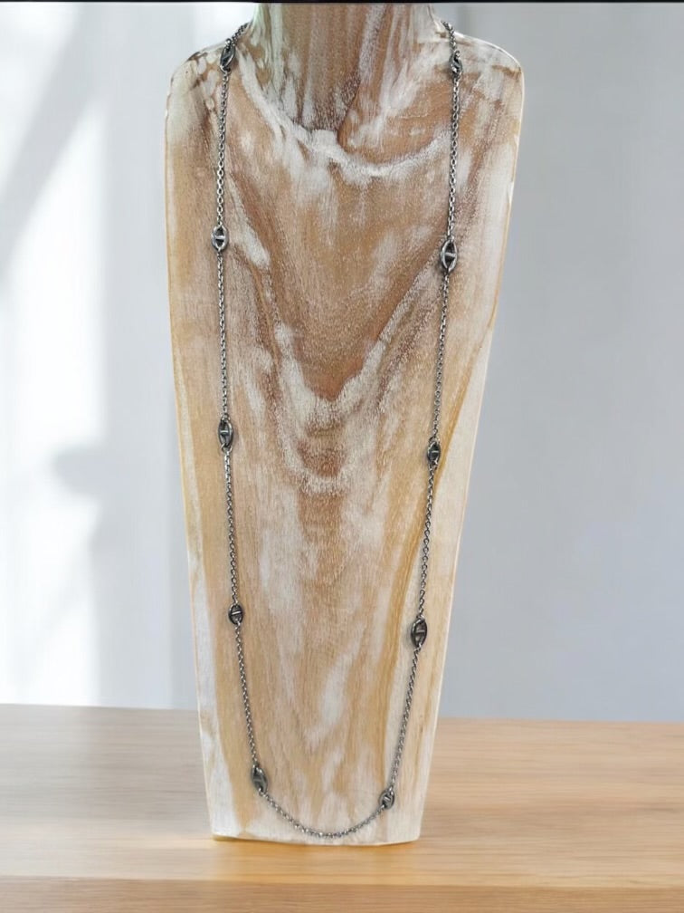 Priscila Long Necklace