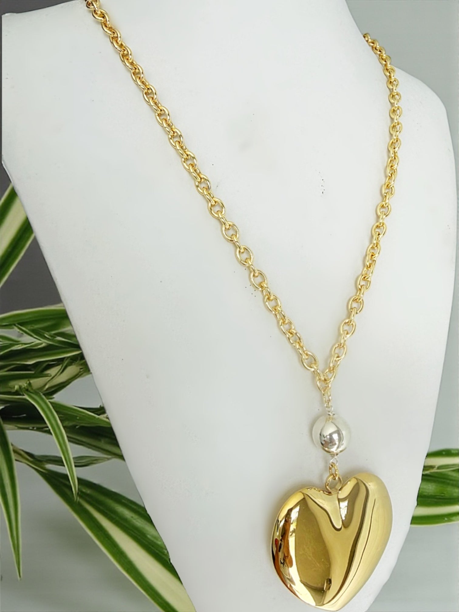 Big heart long necklace