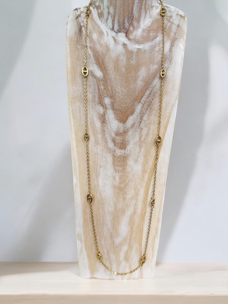 Priscila Long Necklace