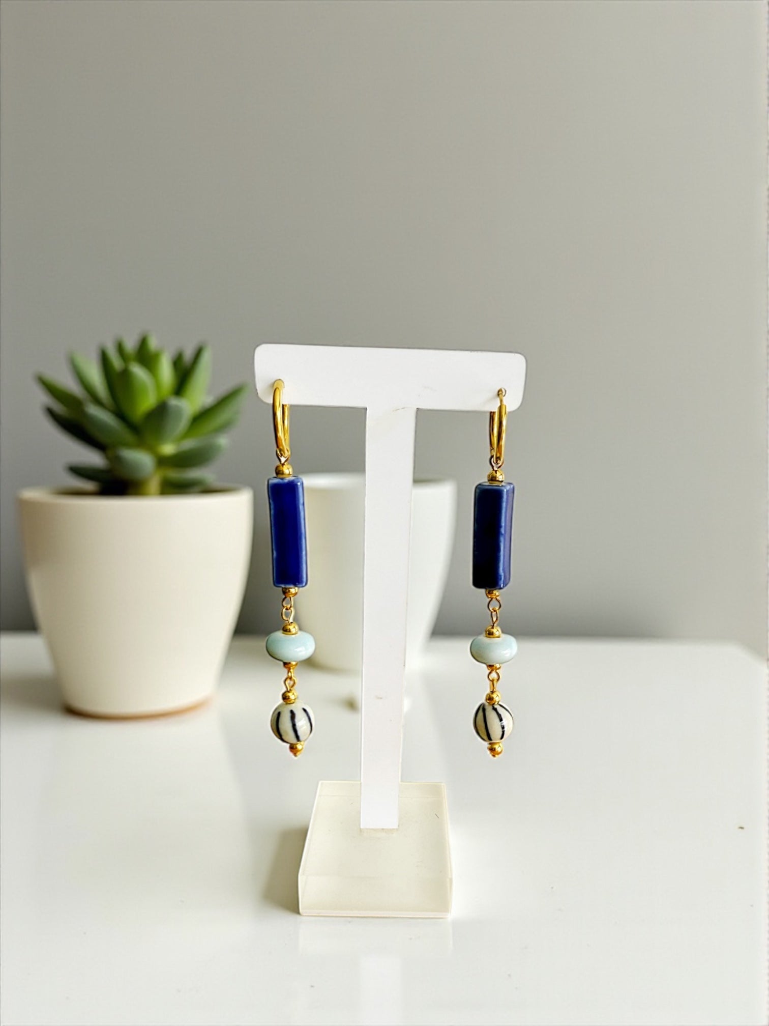 Blu earring