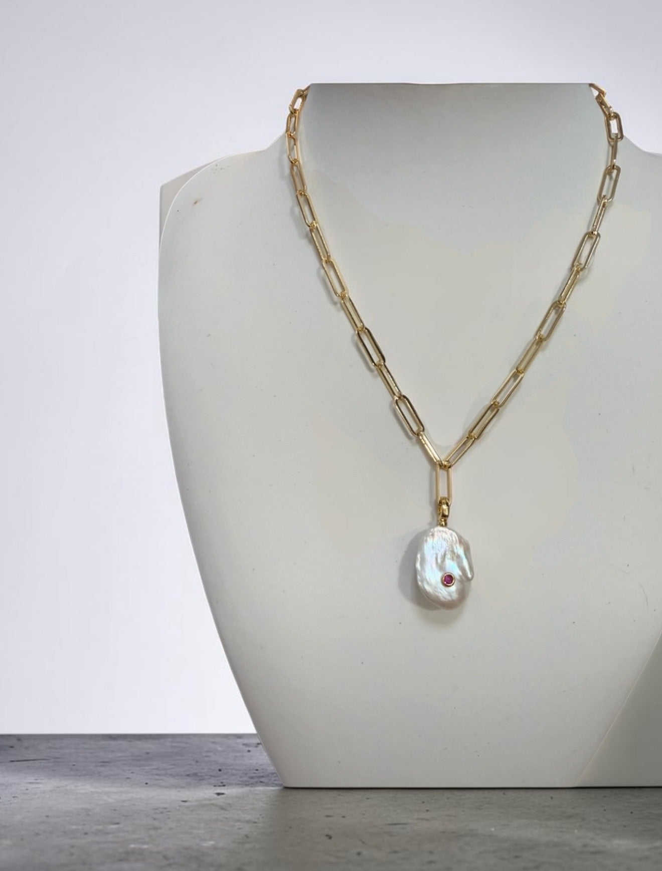 Ruby pearl chain necklace