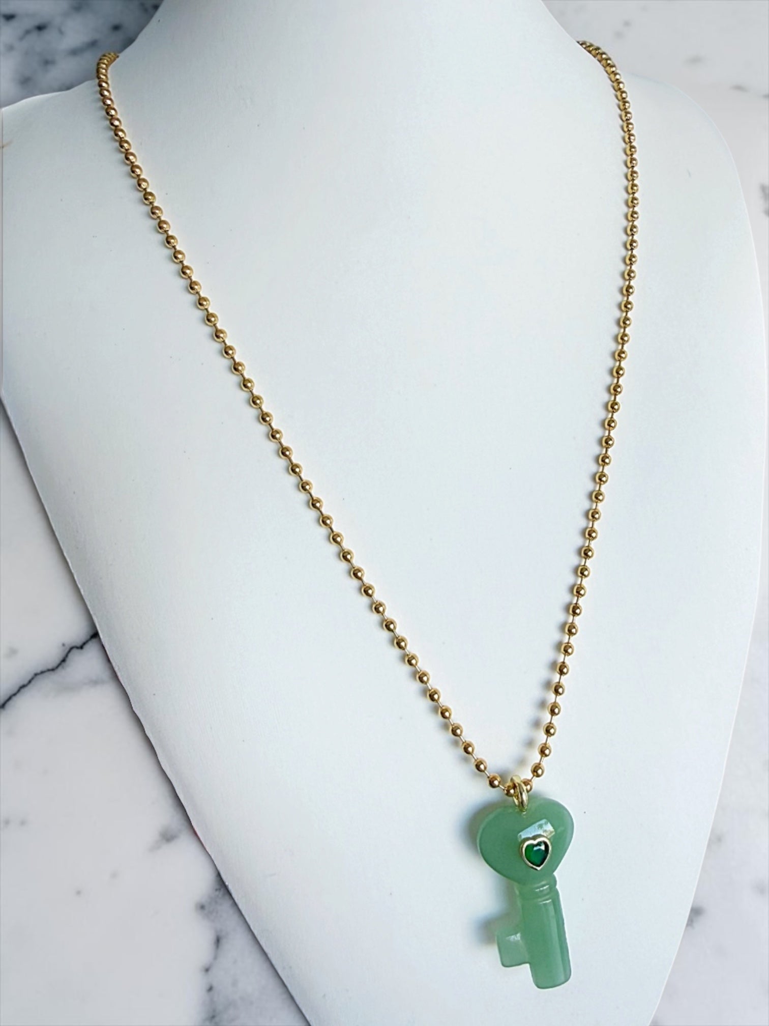 Key stone chain necklace