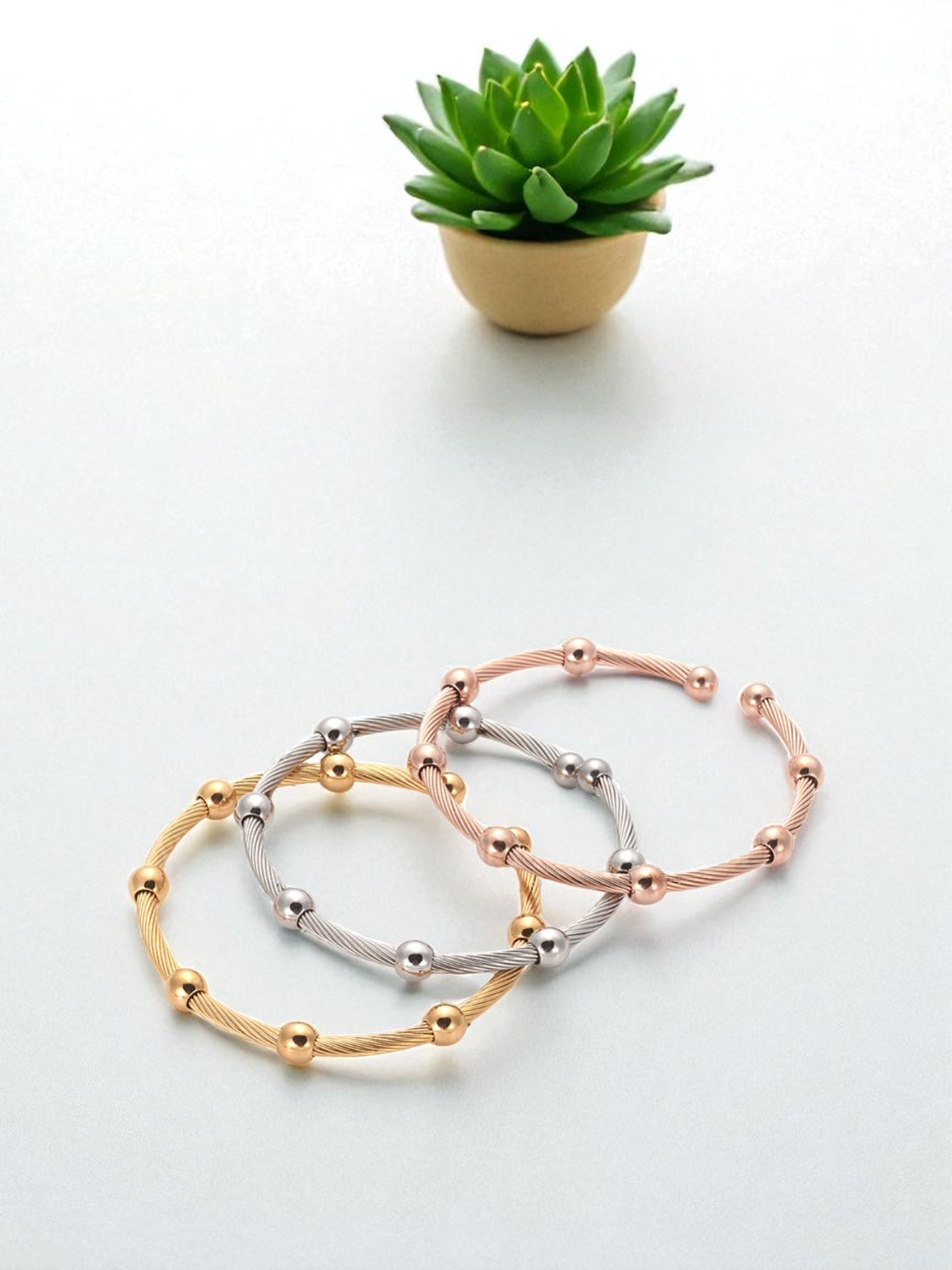 Beliri 3 tones bangles set