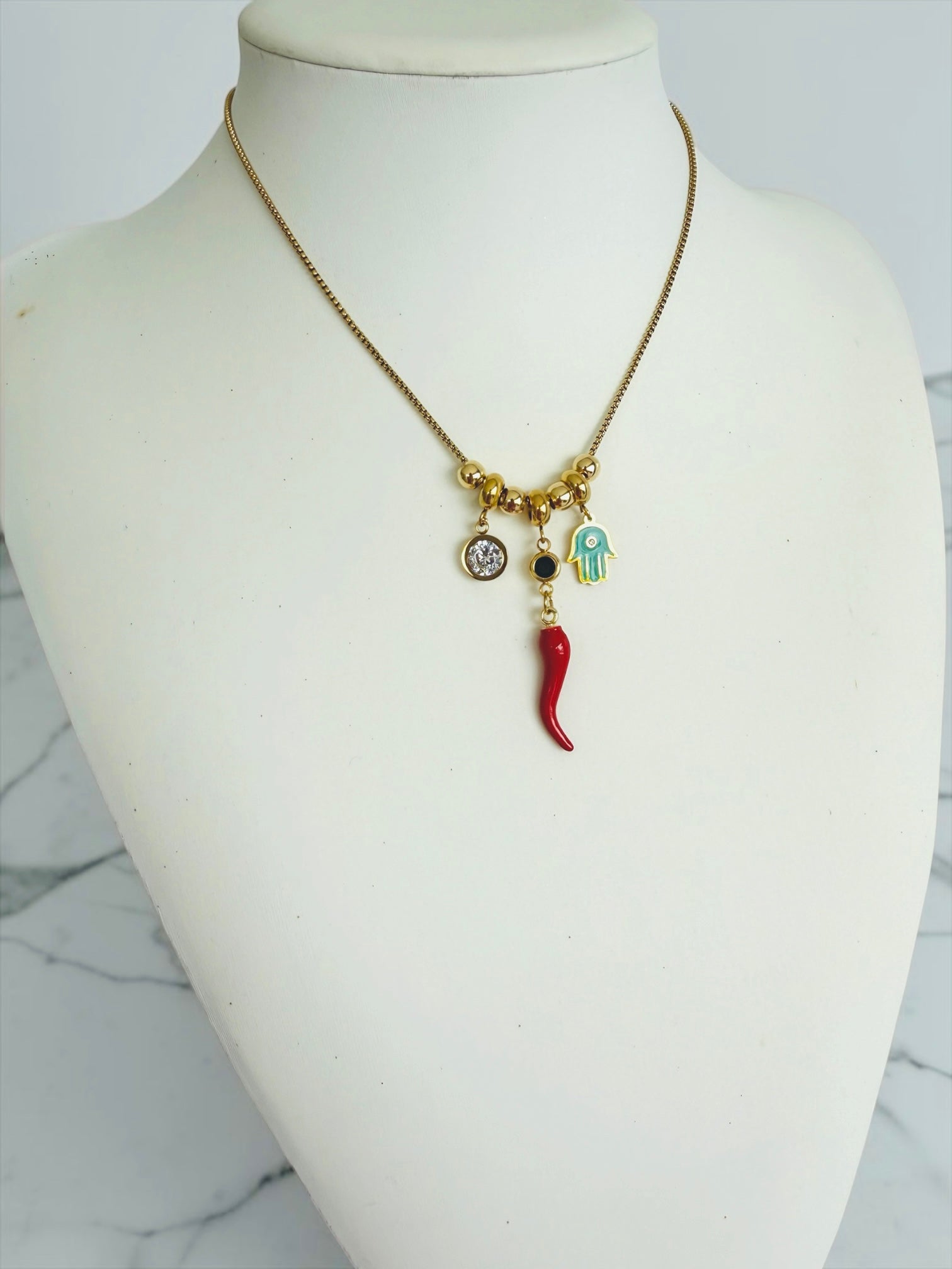 Amulet chain
