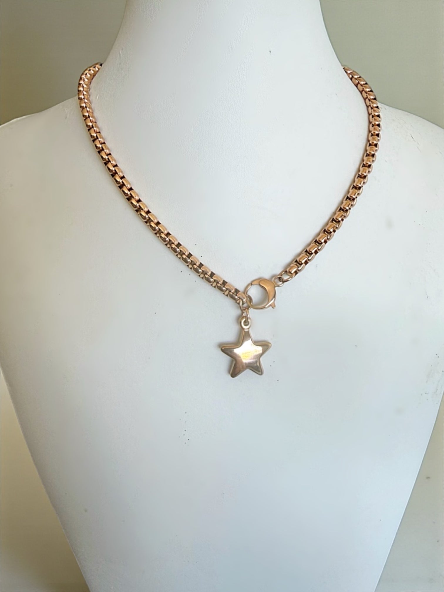 Estrellita chain necklace