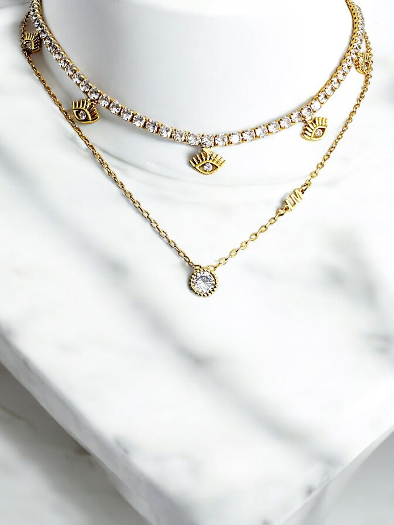 Eye tenis choker