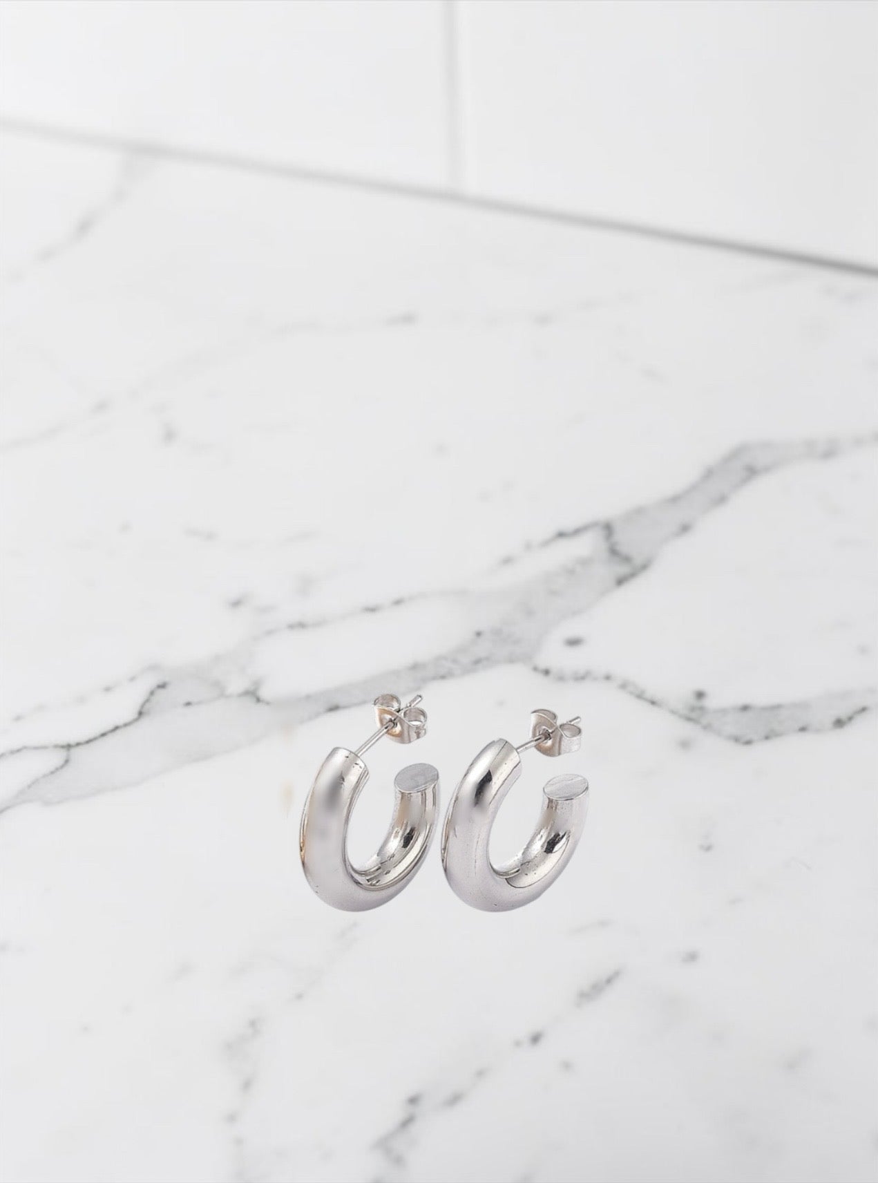 Dalila hoop earring