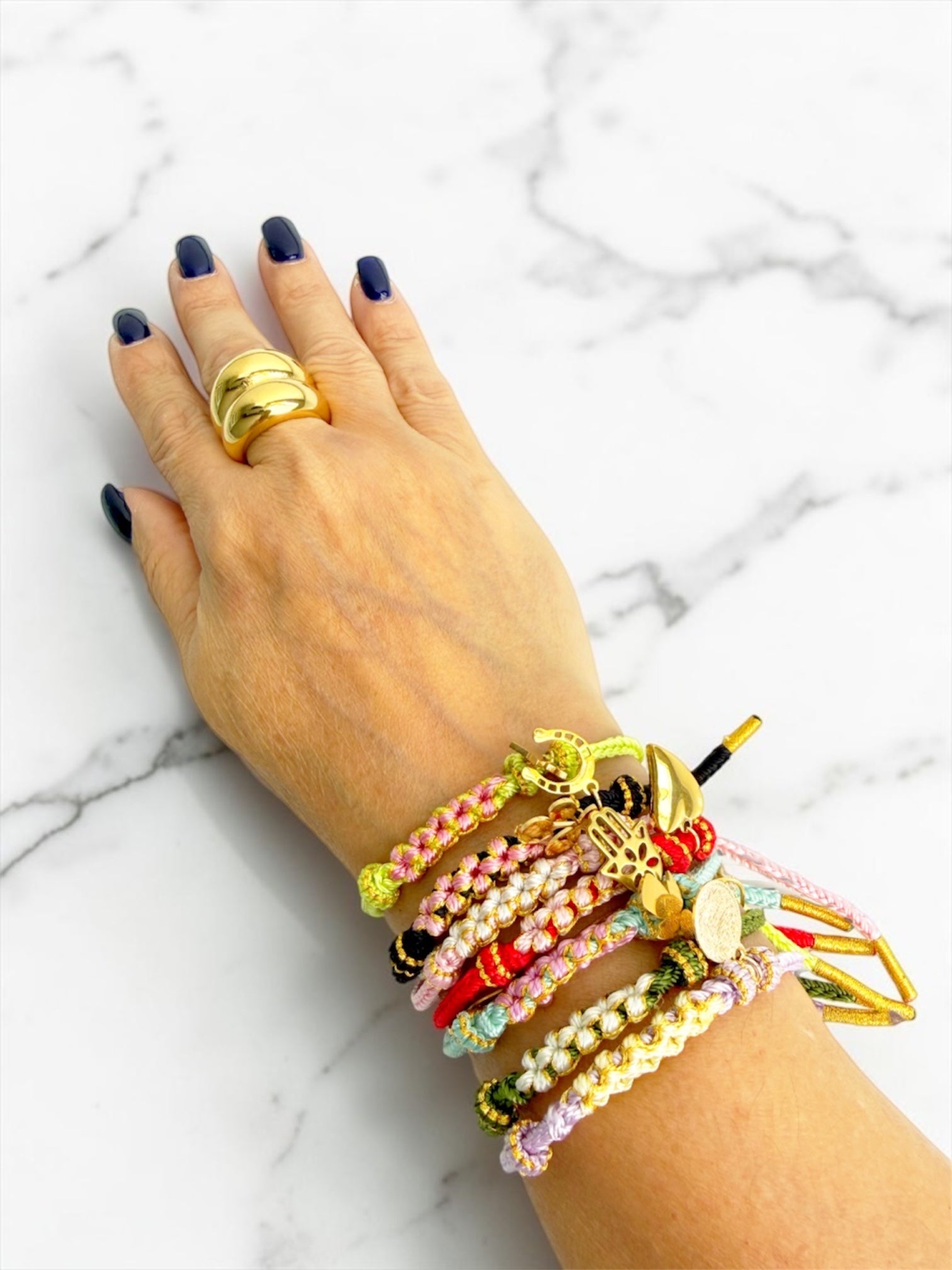 Shakiras bracelet ea