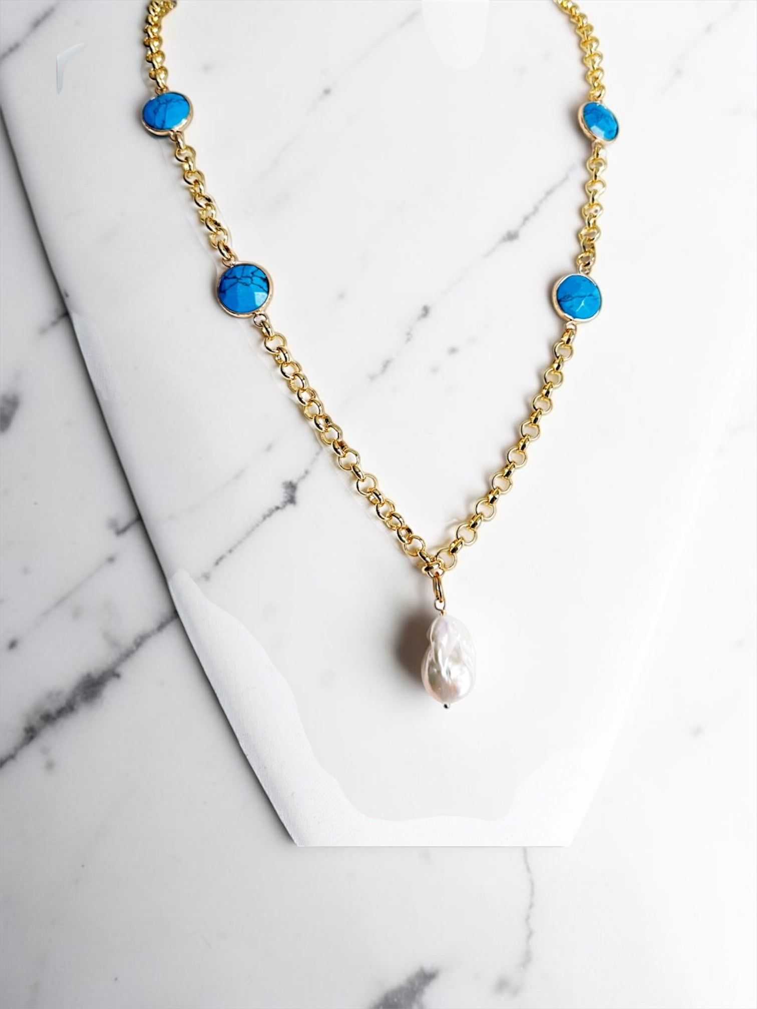 Blue long necklace