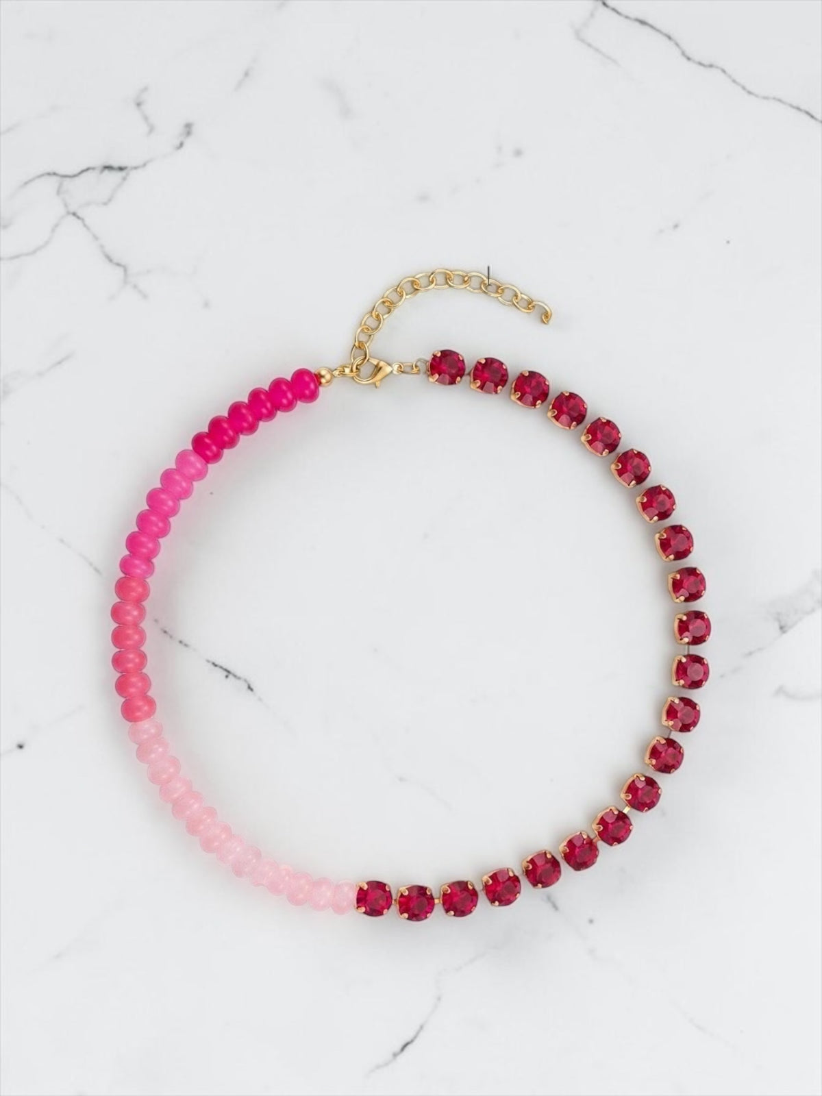 Glitter half crystals necklace