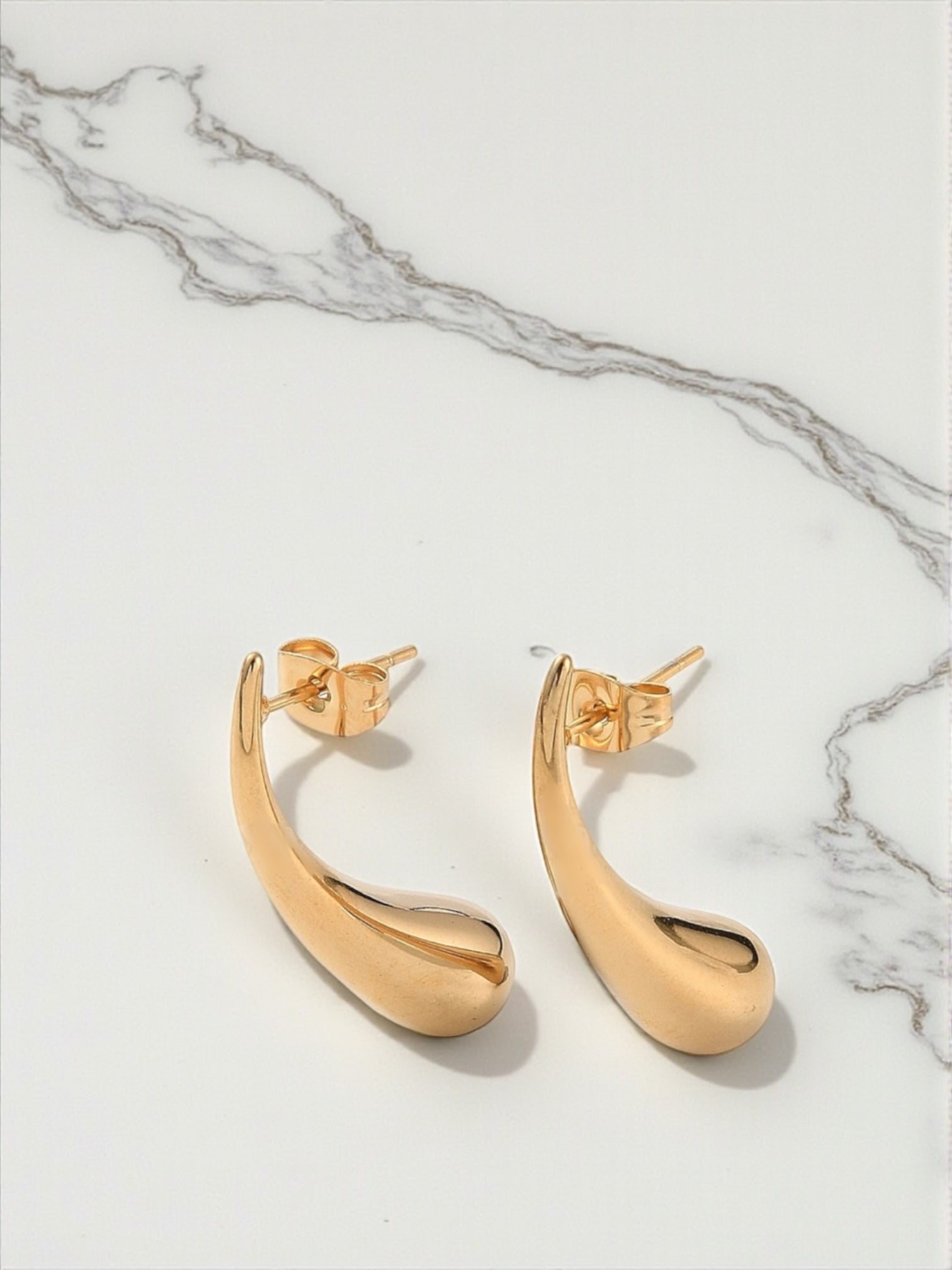 Marcella puff earring