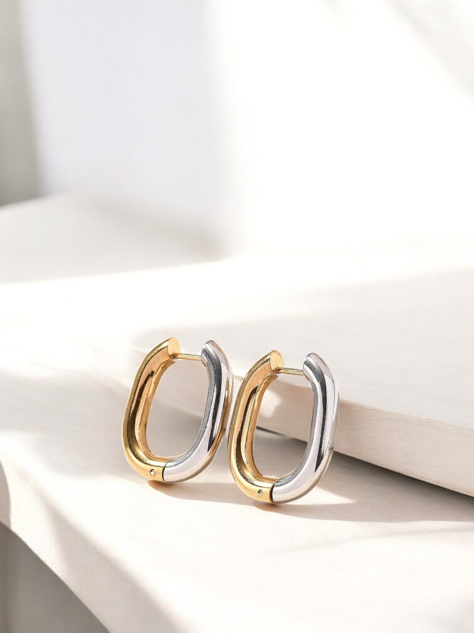 Vero square earring