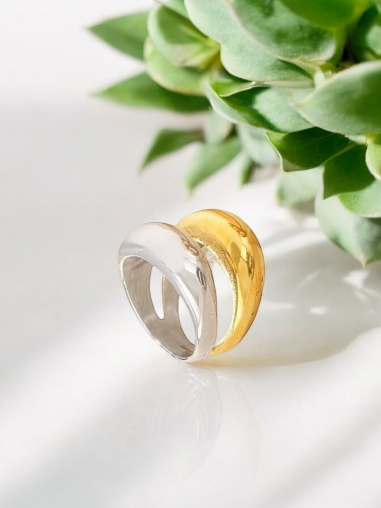 Lala double ring