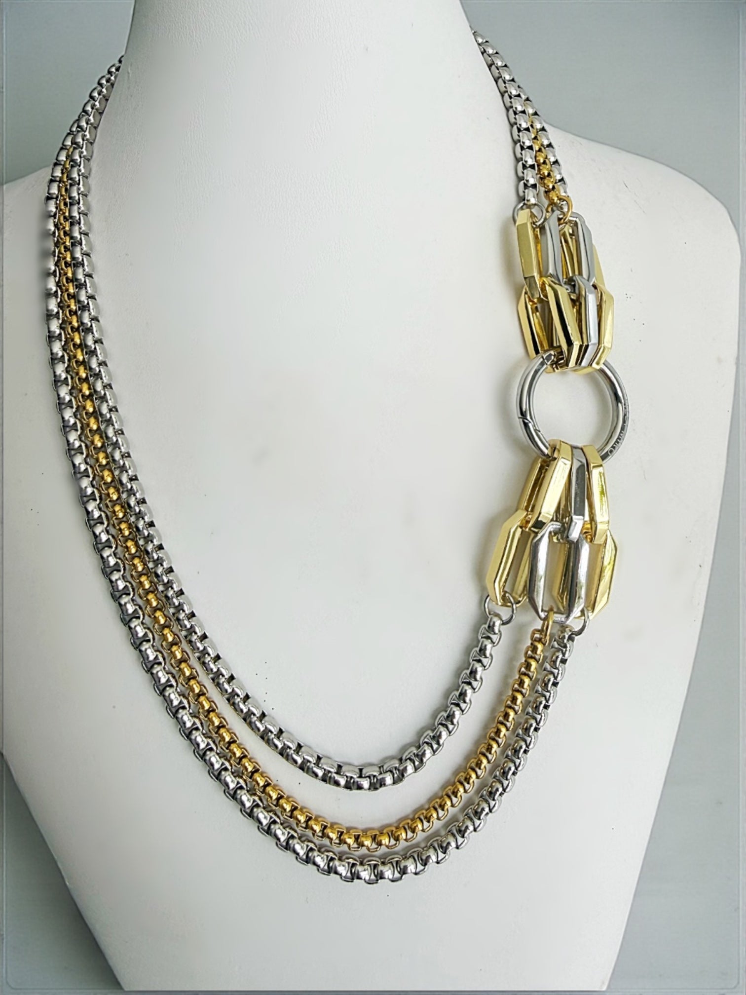 Alondra 2 tones chain necklace