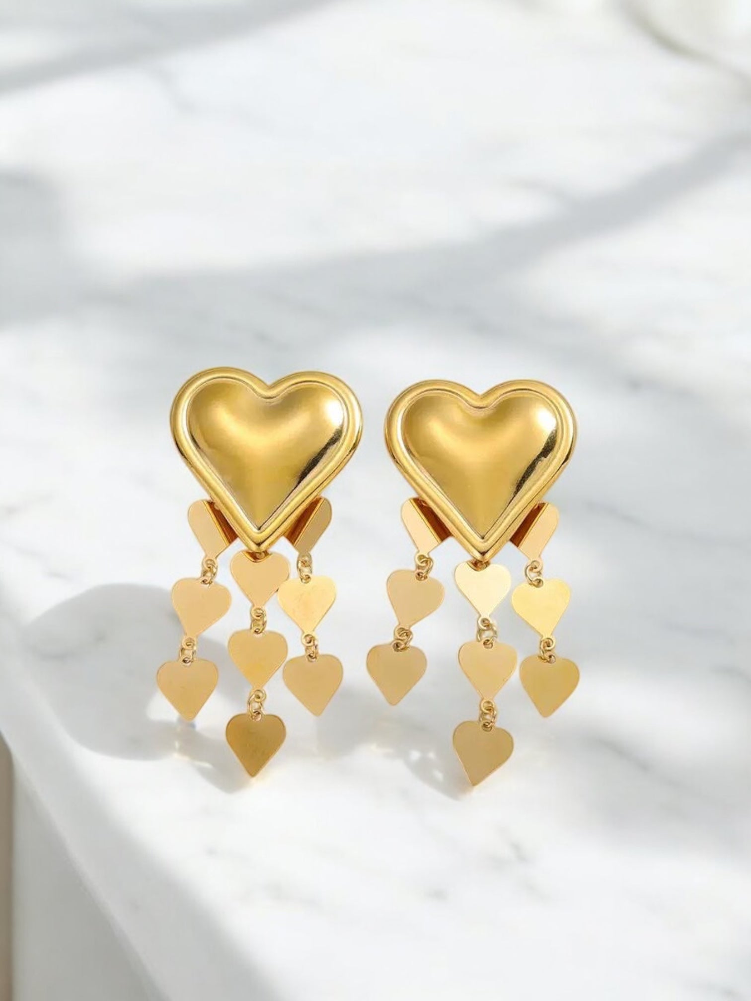 Heart shandelier earring