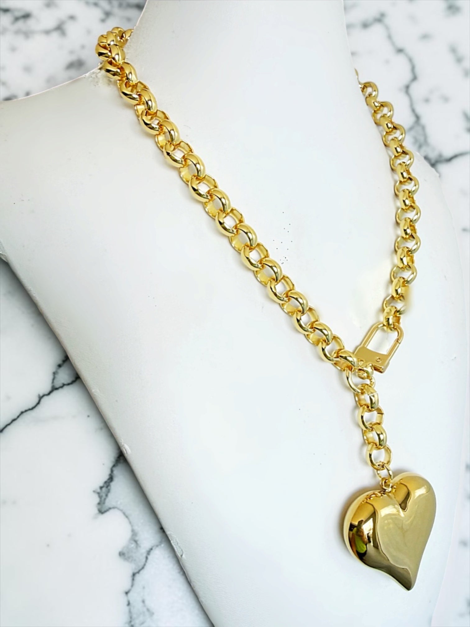 Leticia heart chain necklace