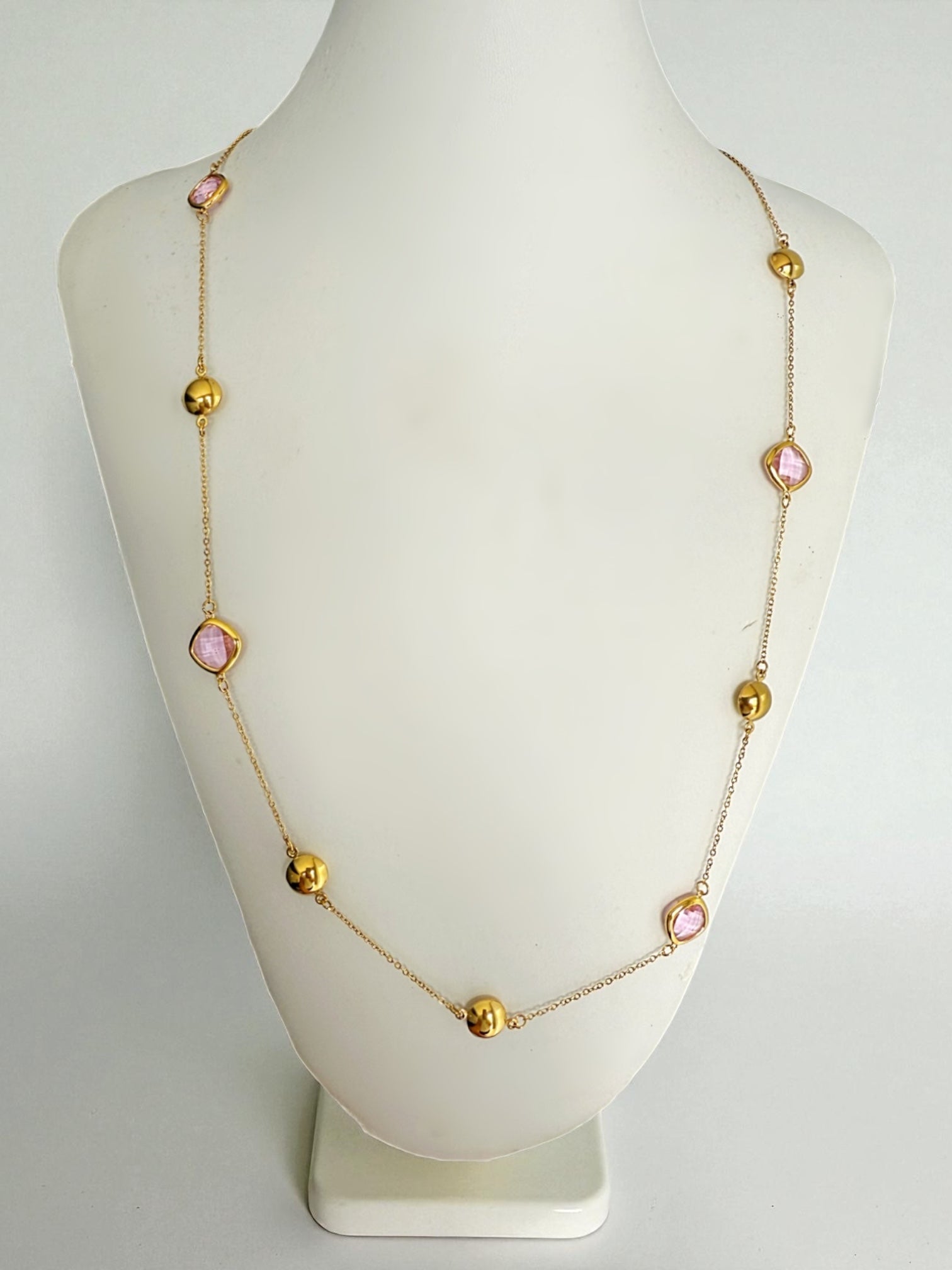 Glimmer puff long necklace