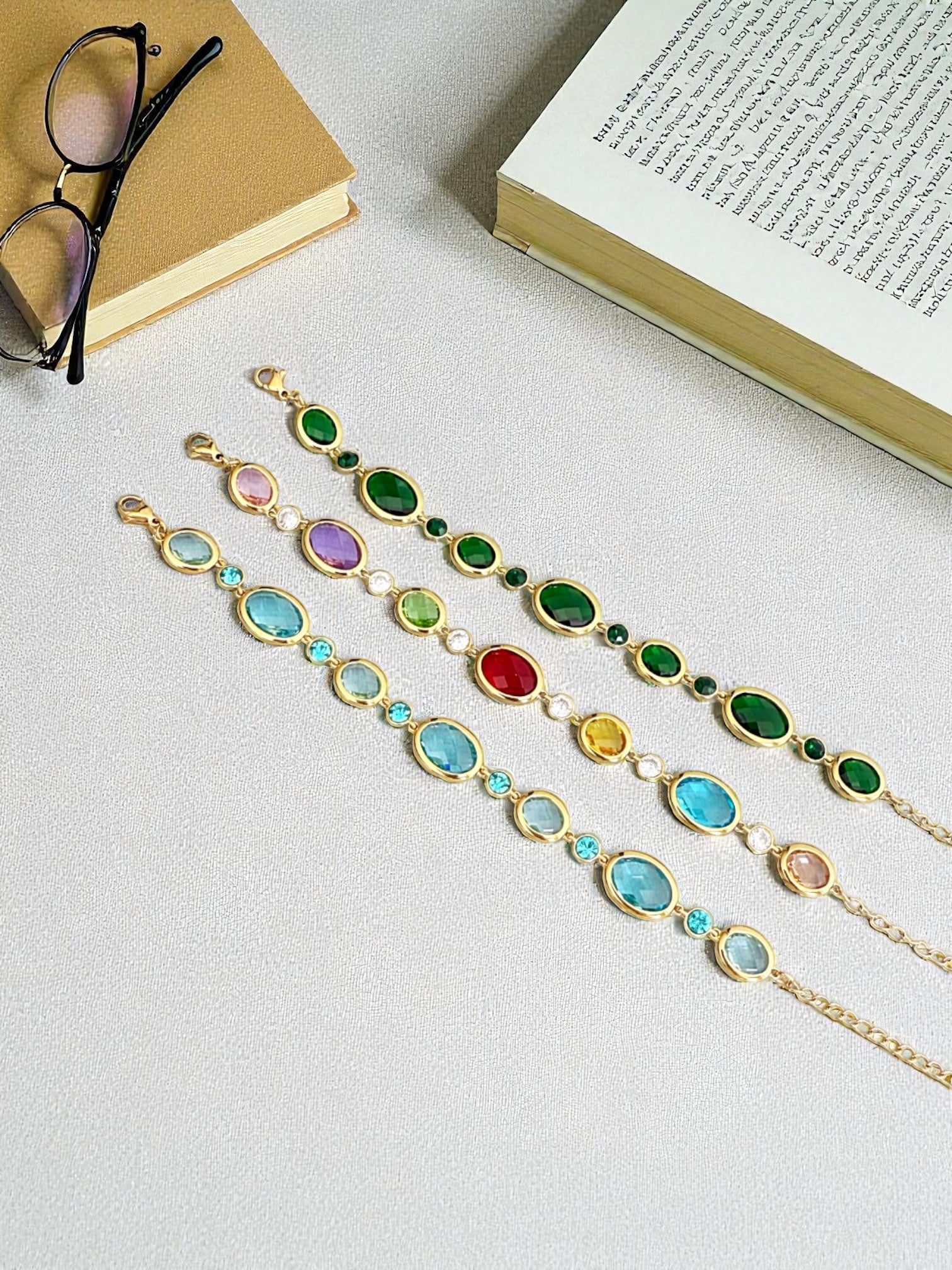 Glimmer crystals bracelet