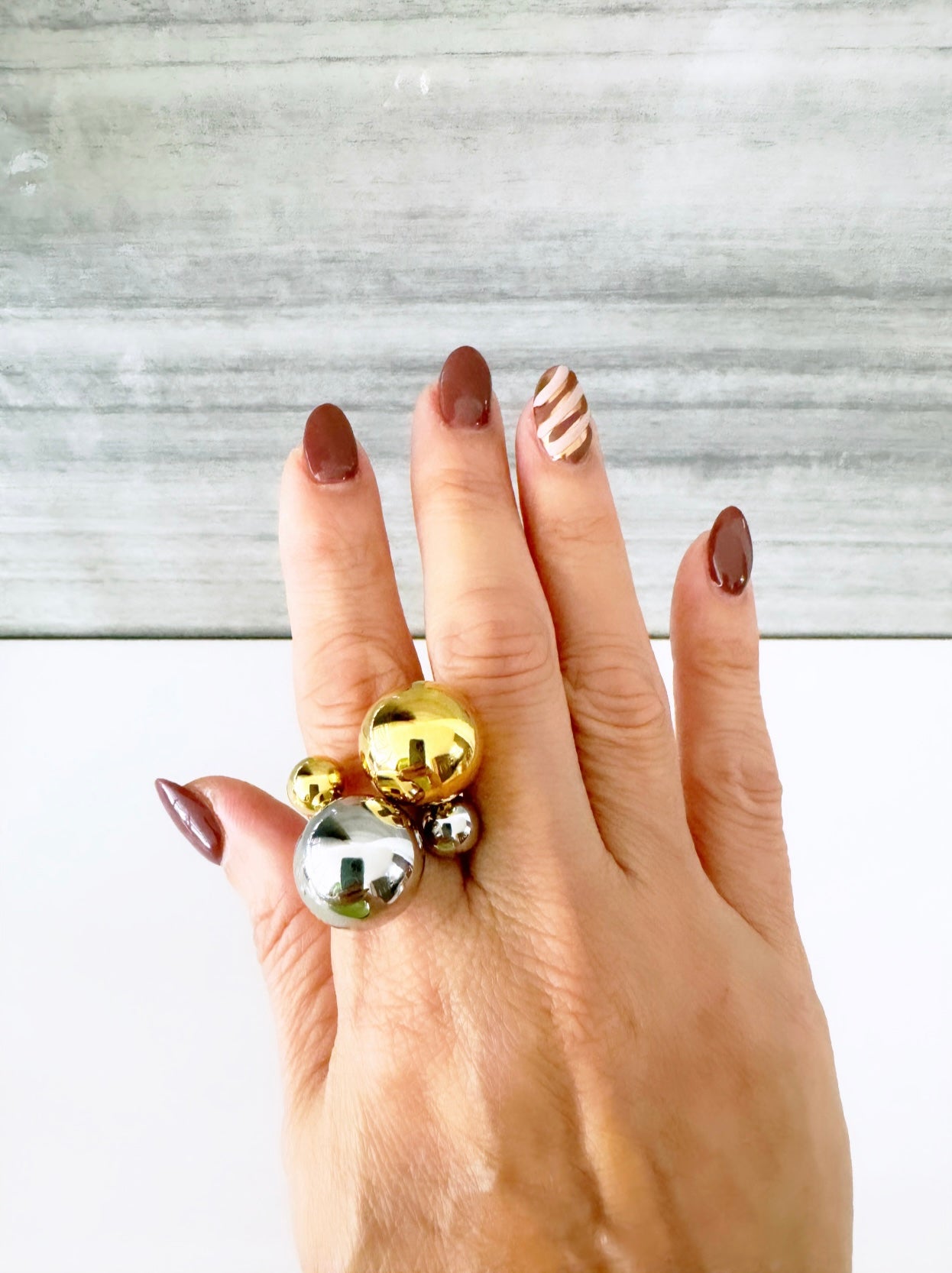 Pebble ring