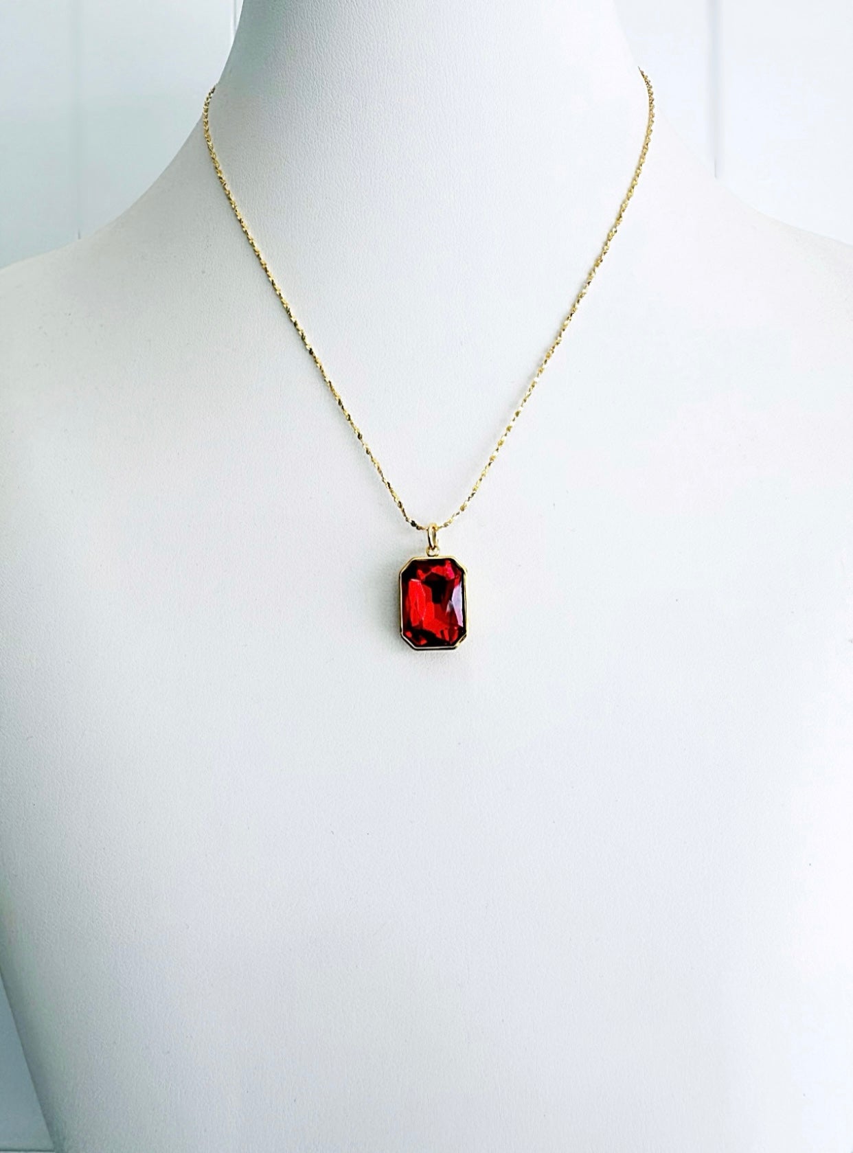 Celeste chain necklace ea