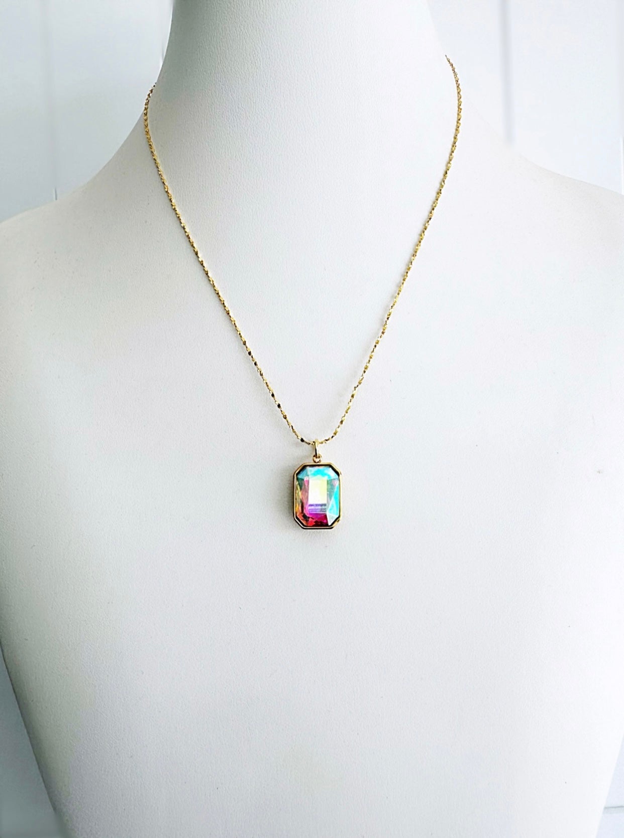 Celeste chain necklace ea