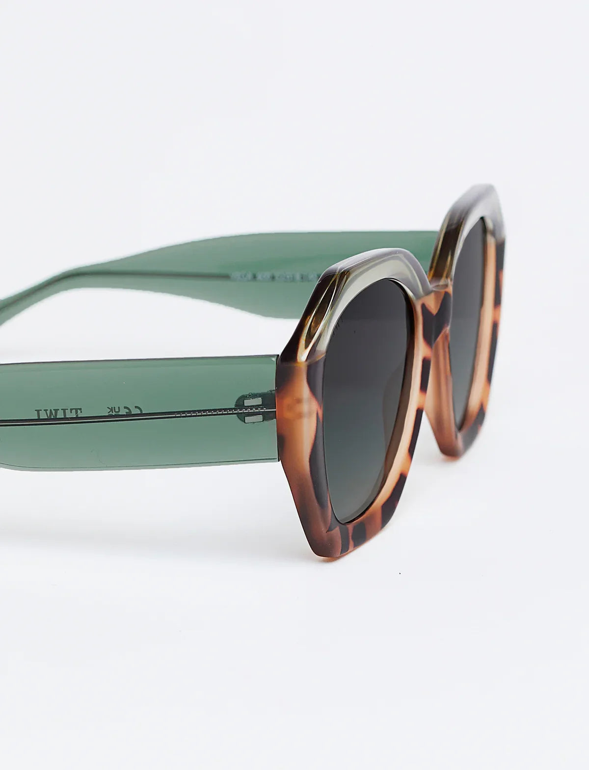 Vega Sunglasses